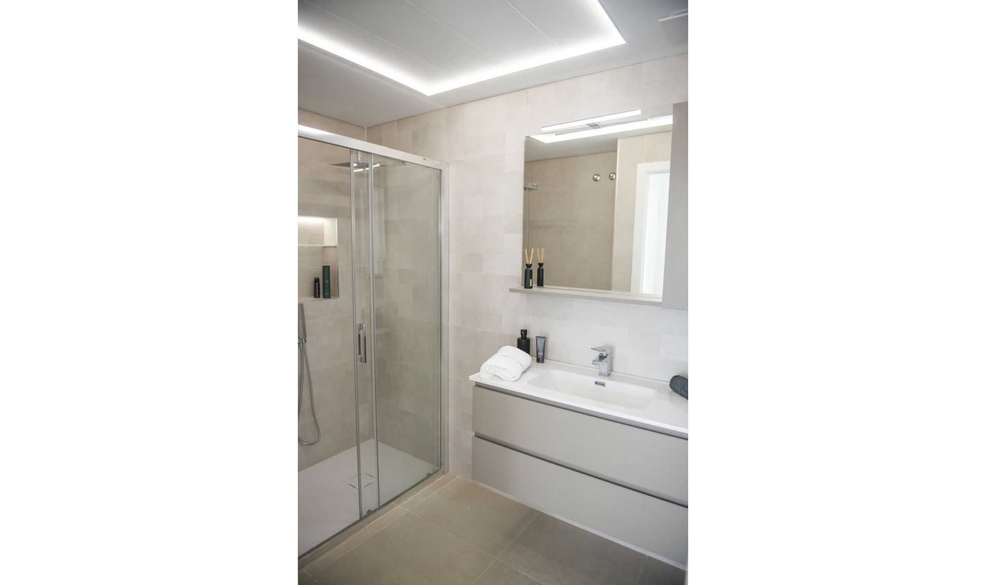 Resale - House -
San Pedro del Pinatar