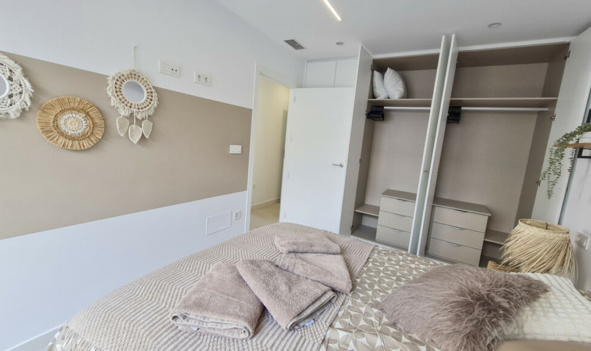 Resale - House -
San Pedro del Pinatar