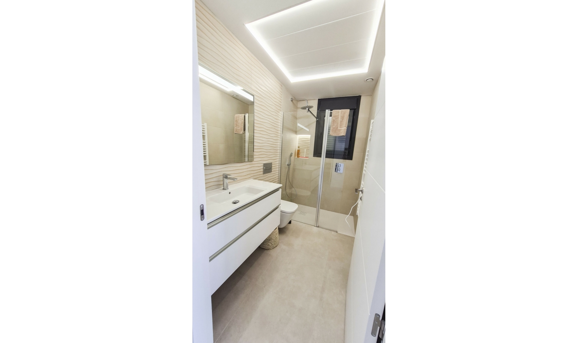 Resale - House -
San Pedro del Pinatar