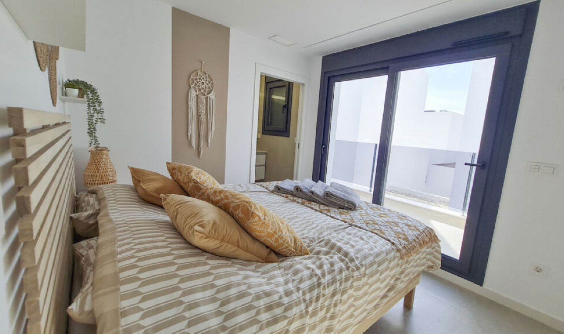 Resale - House -
San Pedro del Pinatar