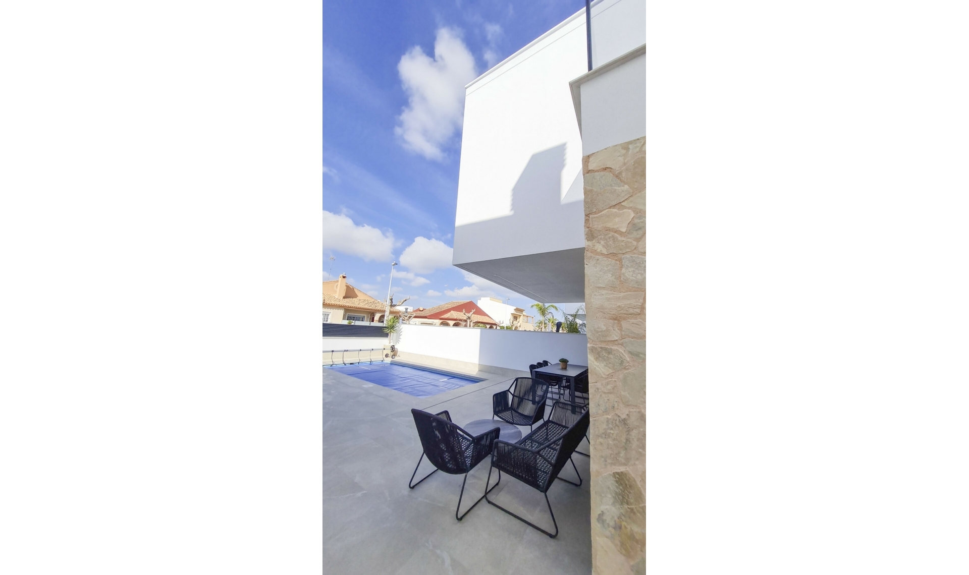 Resale - House -
San Pedro del Pinatar