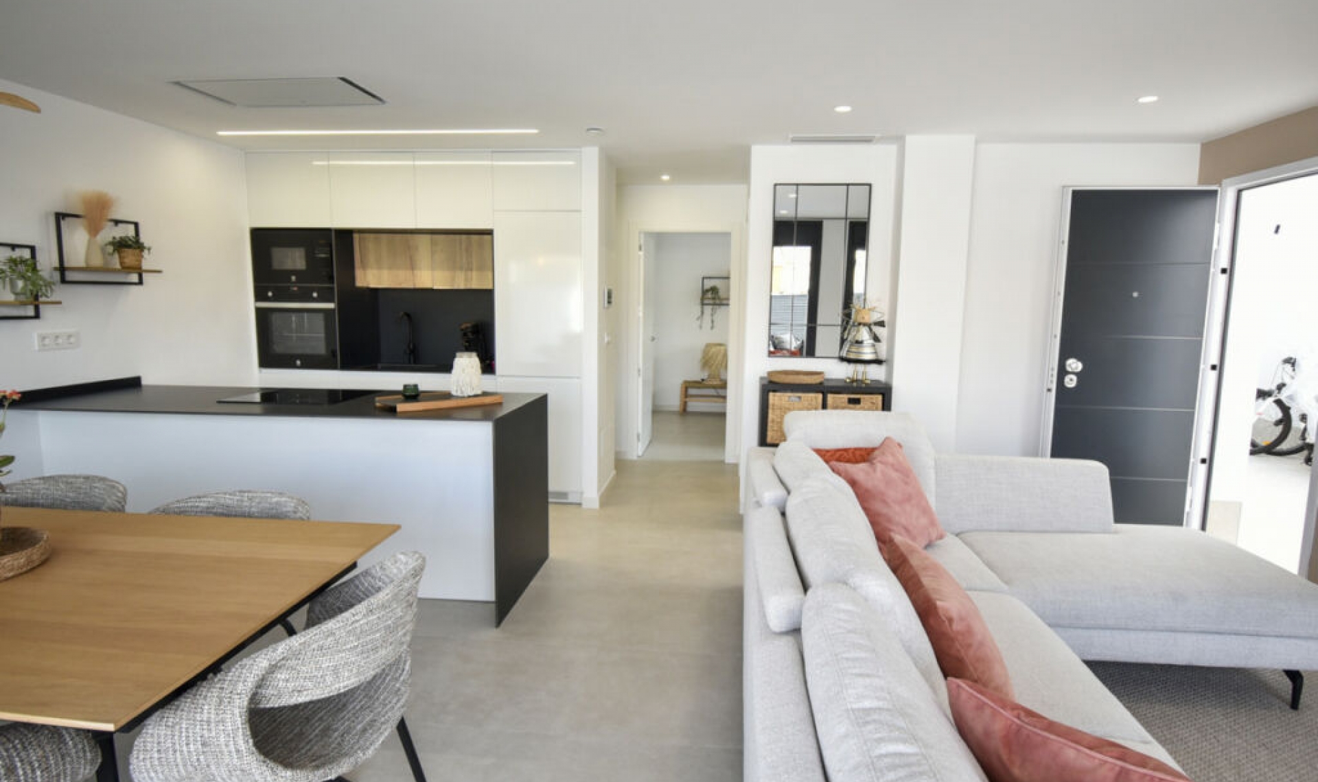 Resale - House -
San Pedro del Pinatar