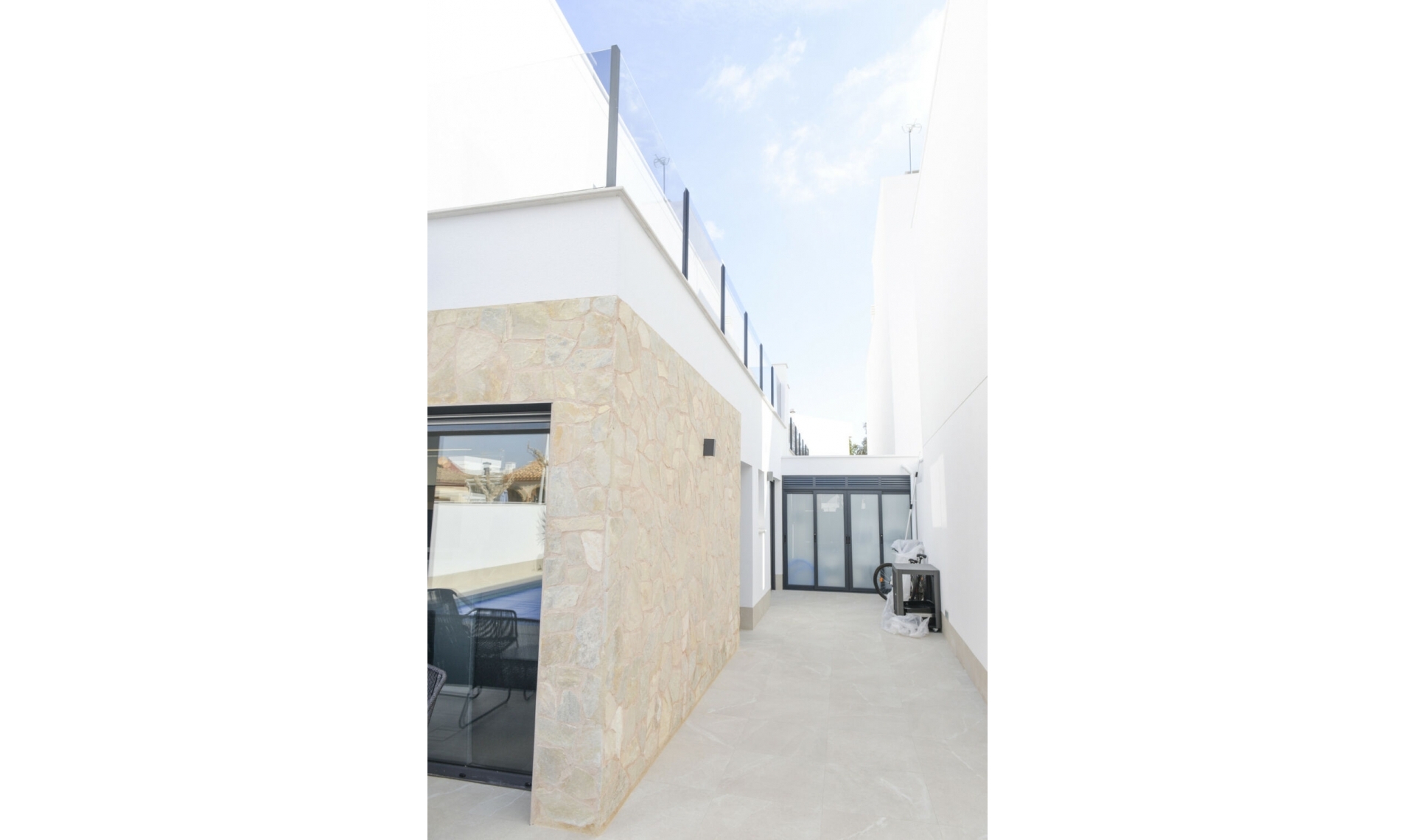 Resale - House -
San Pedro del Pinatar