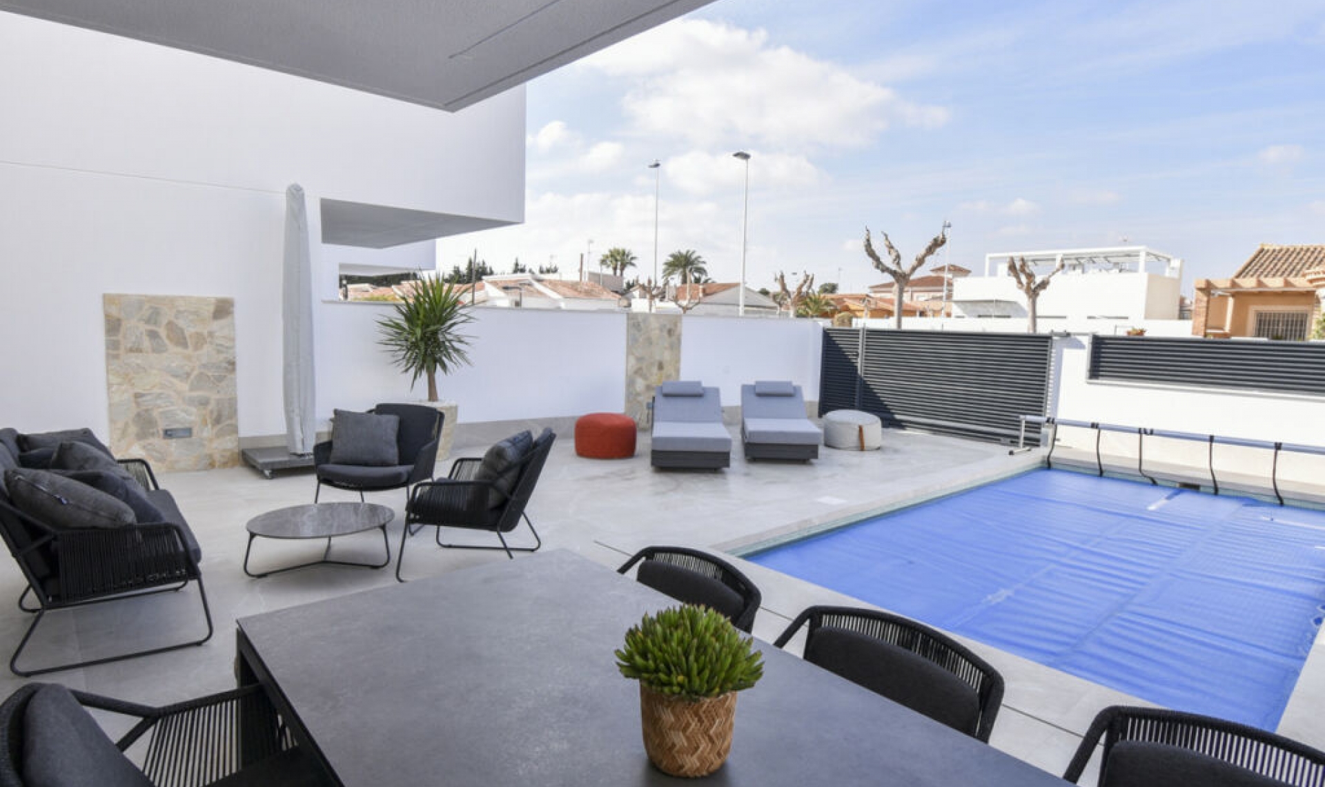 Resale - House -
San Pedro del Pinatar