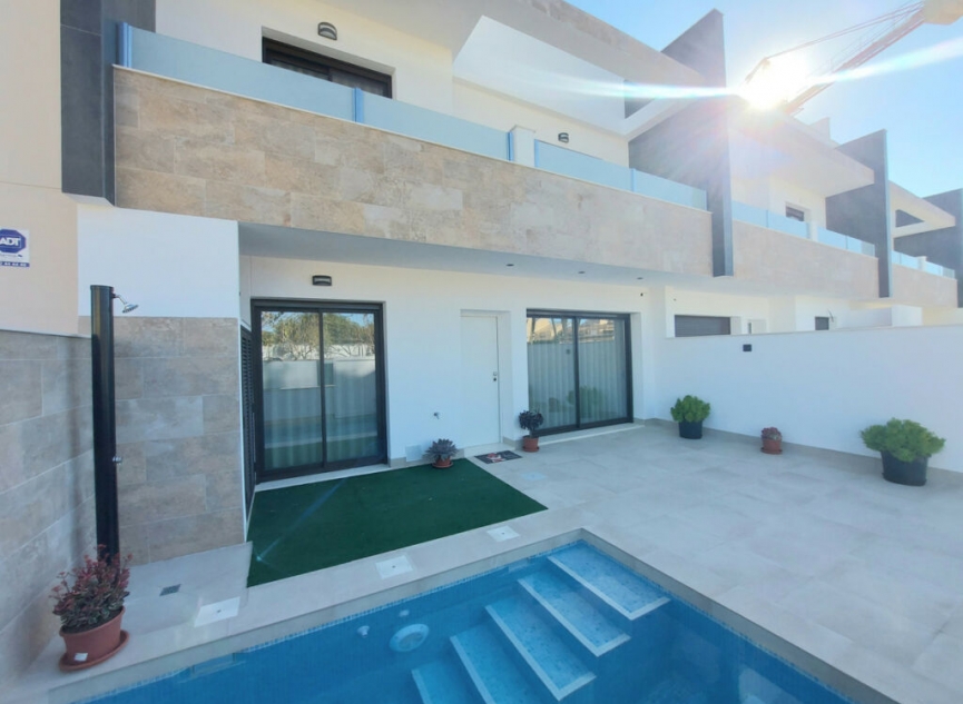 Resale - House -
San Pedro del Pinatar