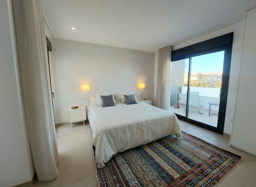 Resale - House -
San Pedro del Pinatar