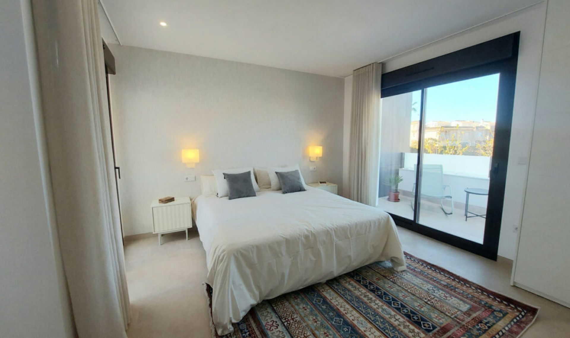 Resale - House -
San Pedro del Pinatar