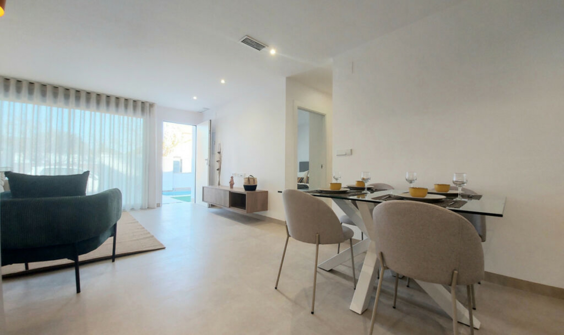 Resale - House -
San Pedro del Pinatar