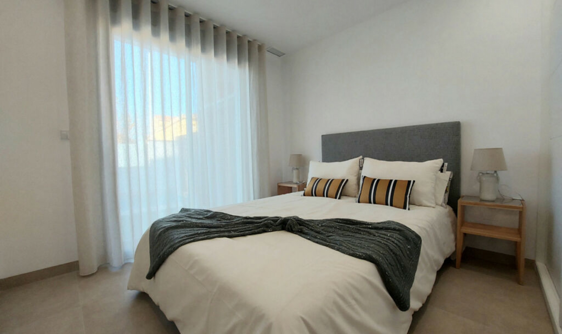 Resale - House -
San Pedro del Pinatar