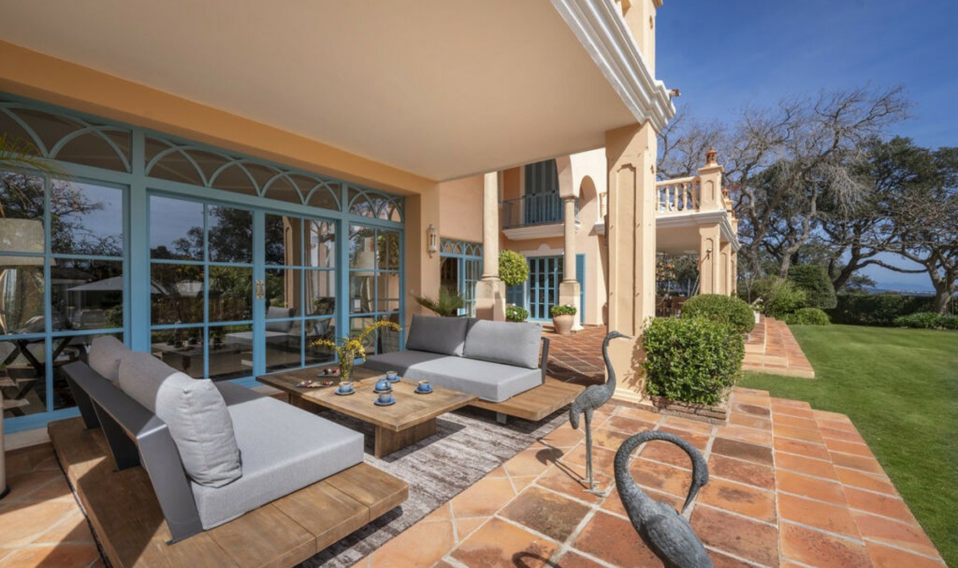 Resale - House -
San Roque Club