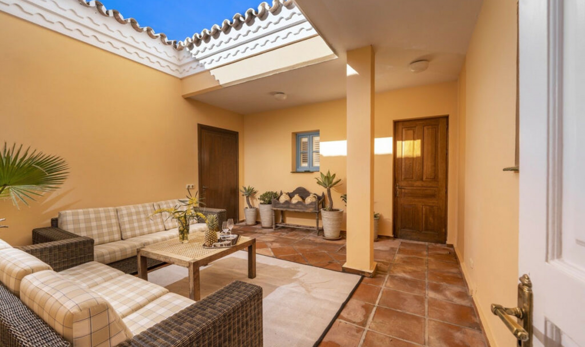 Resale - House -
San Roque Club