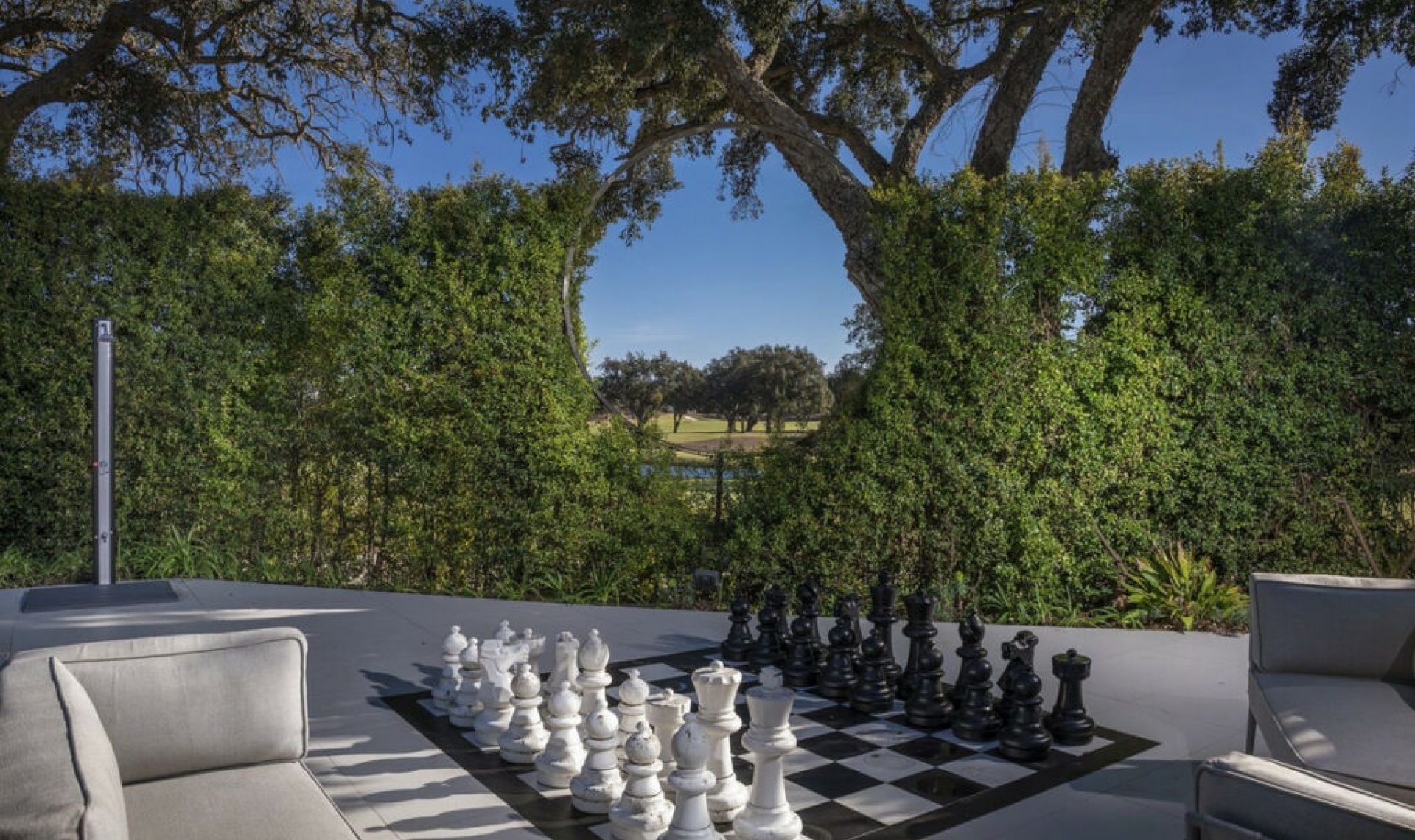 Resale - House -
San Roque Club