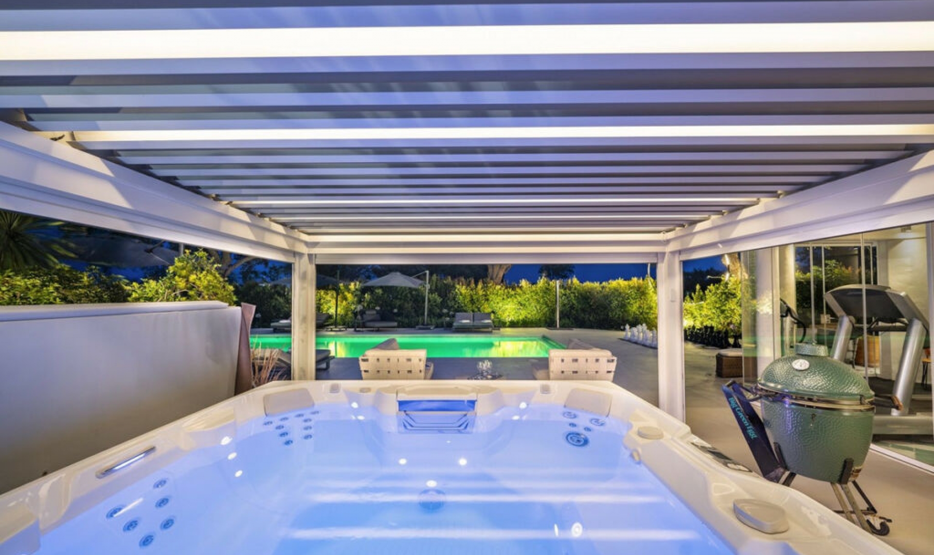 Resale - House -
San Roque Club