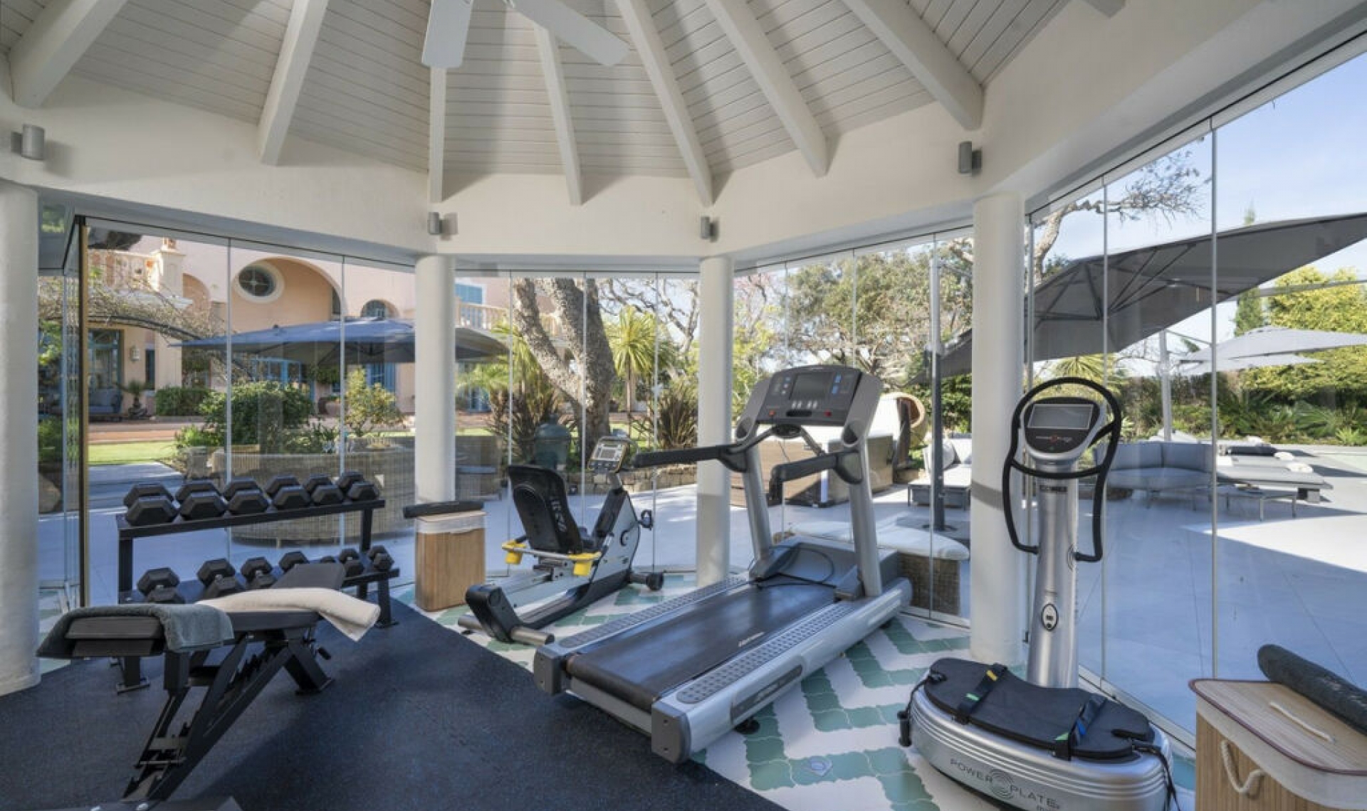 Resale - House -
San Roque Club