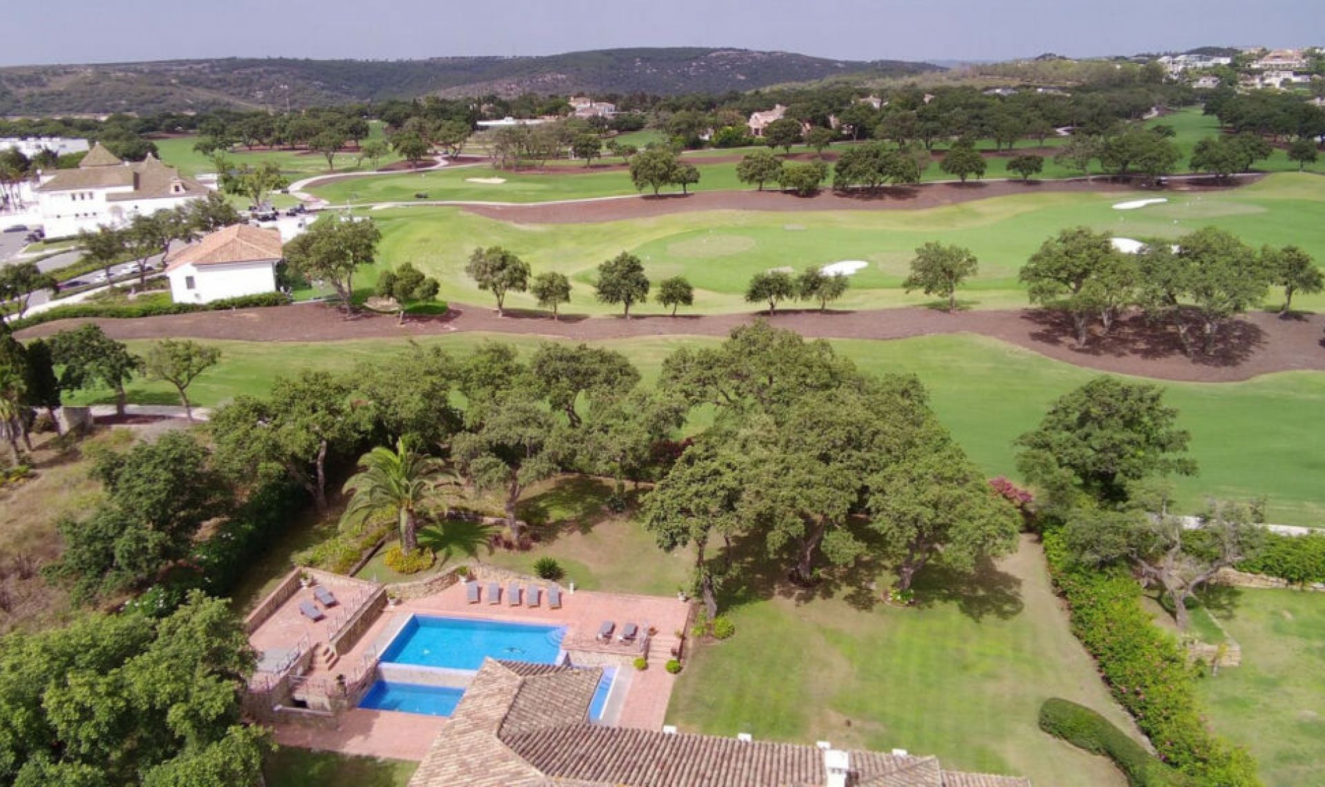 Resale - House -
San Roque Club
