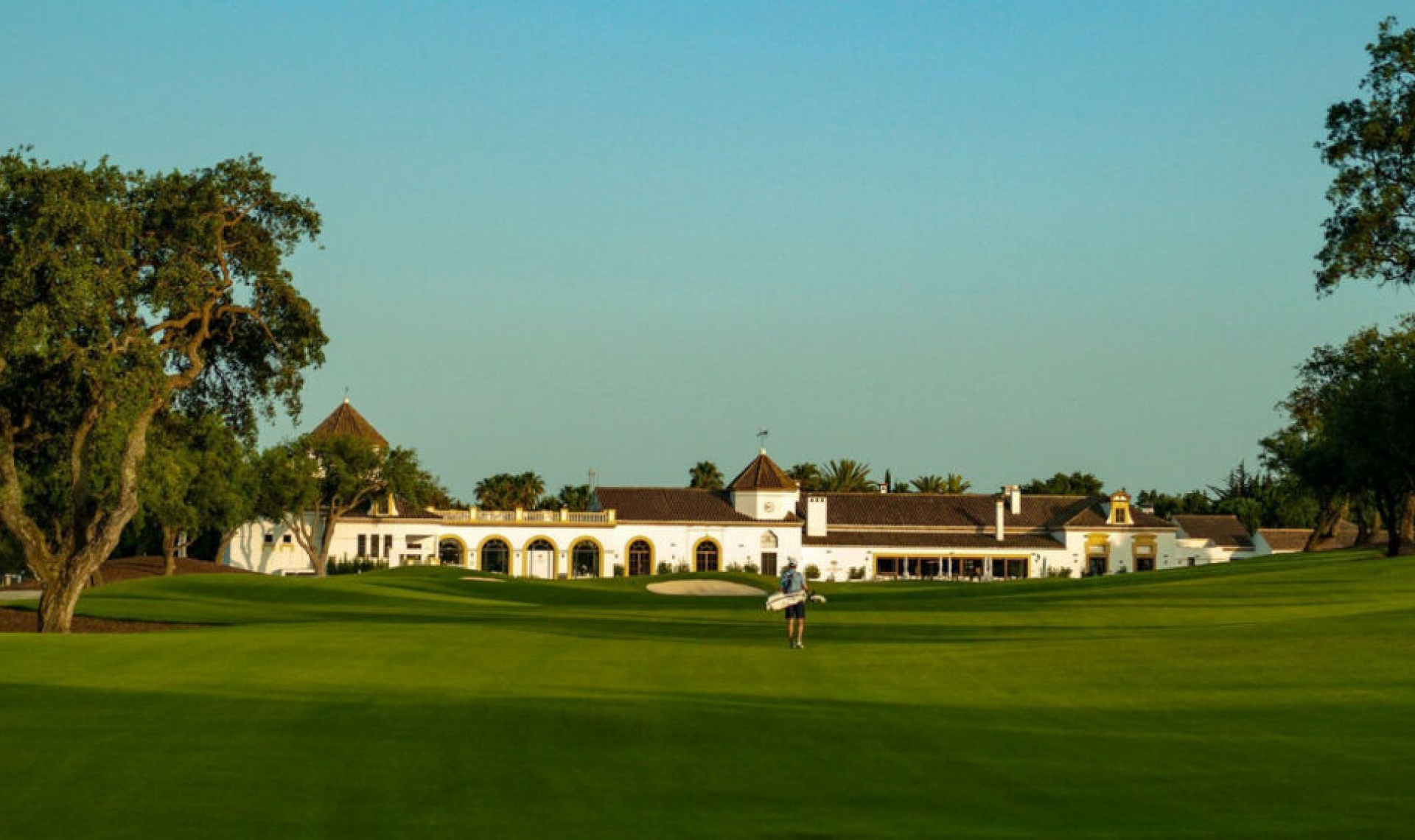 Resale - House -
San Roque Club