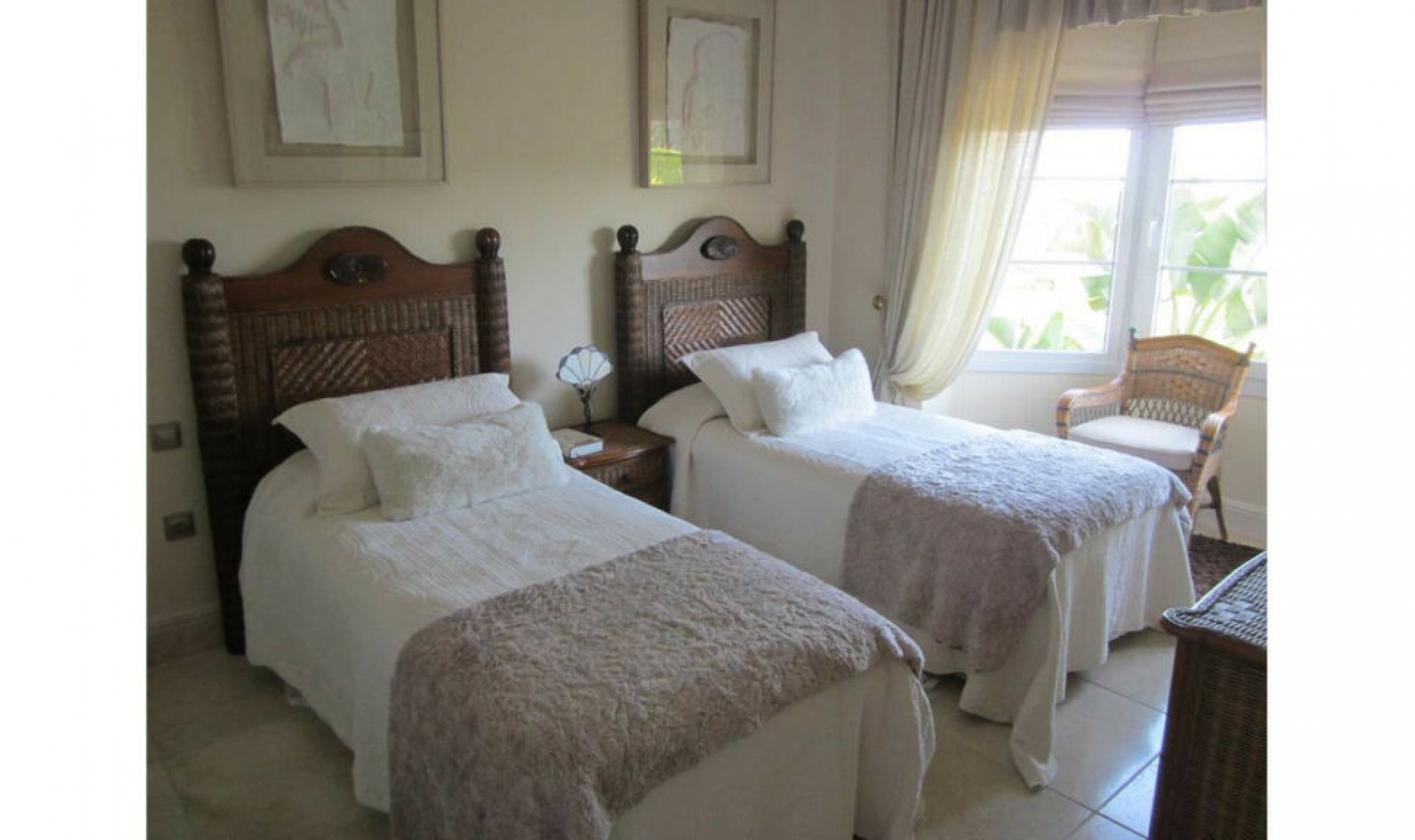 Resale - House -
San Roque Club