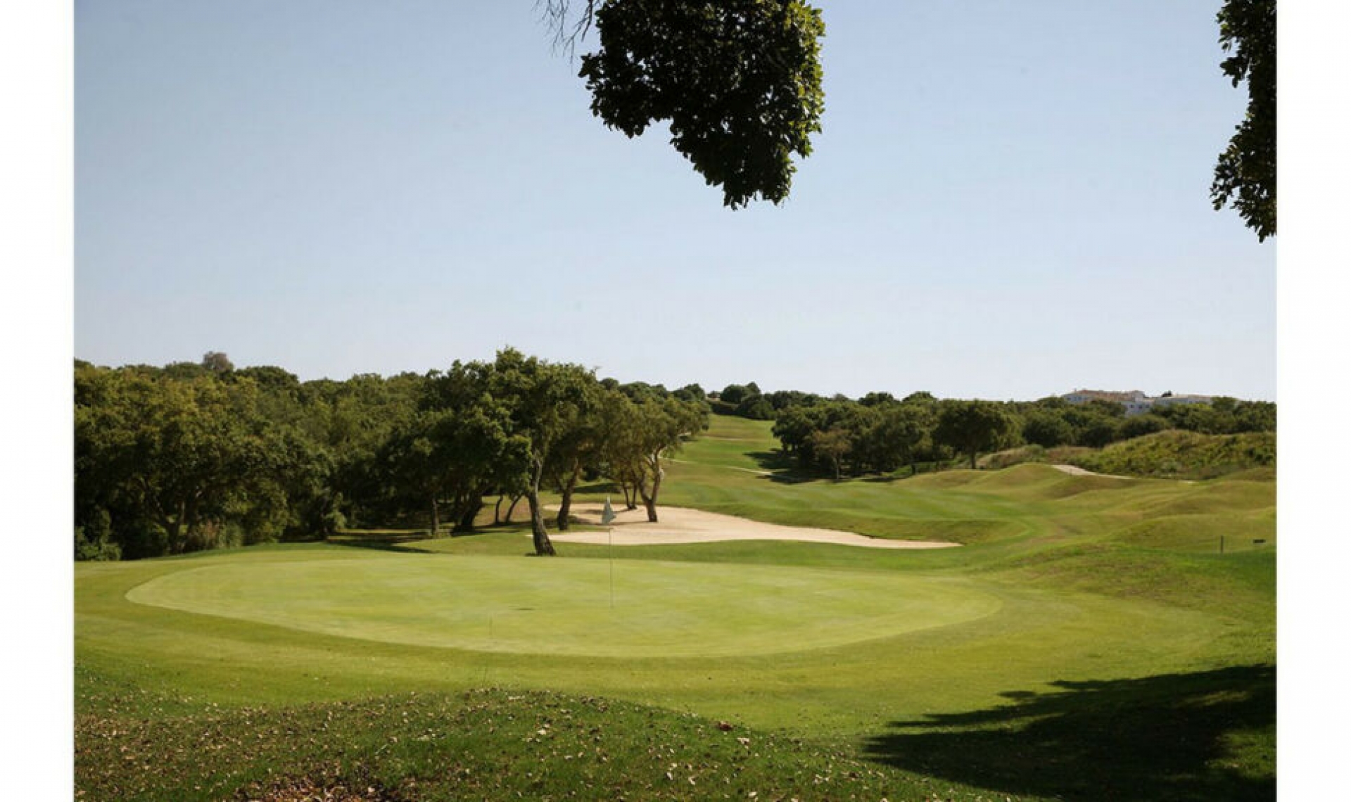 Resale - House -
San Roque Club