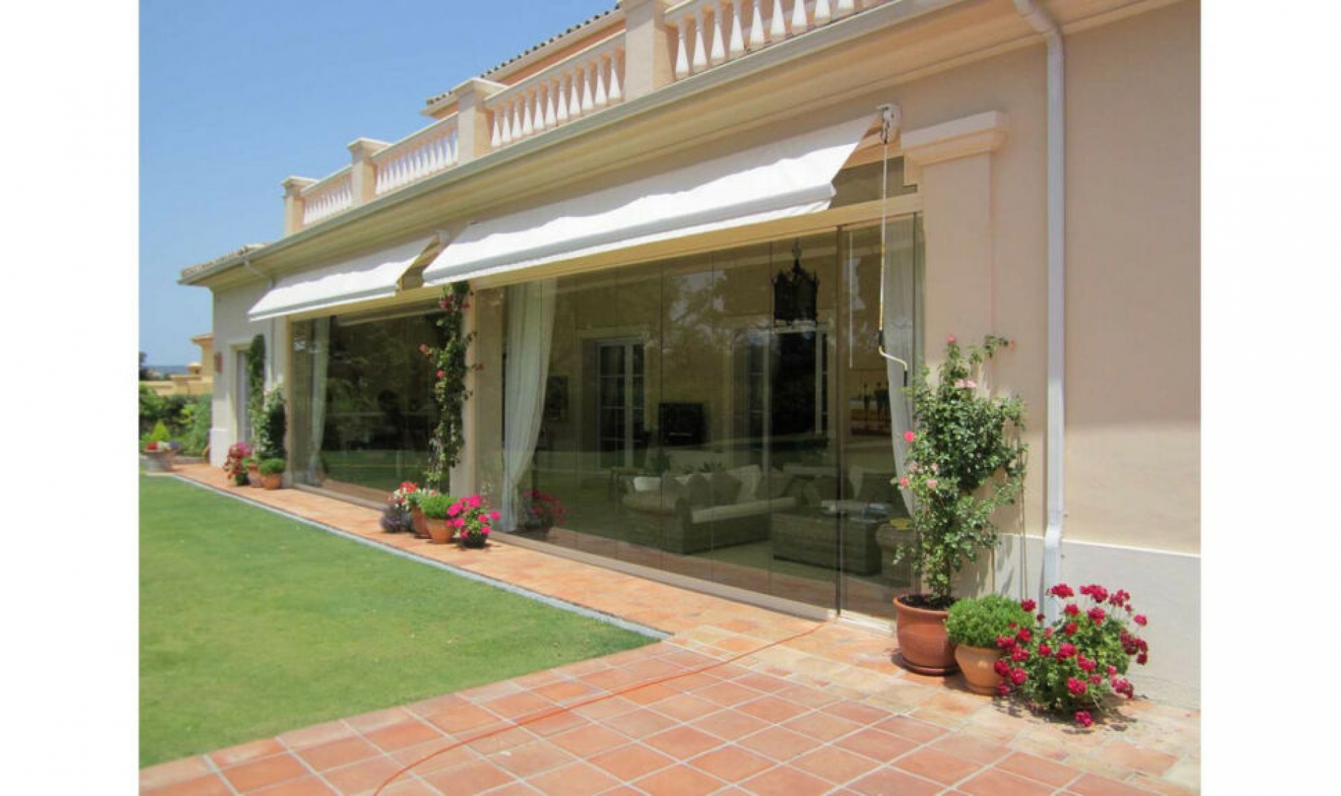Resale - House -
San Roque Club