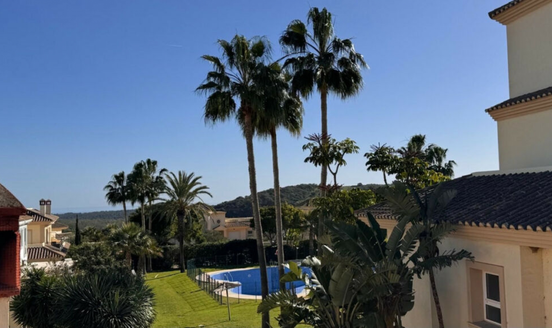 Resale - House -
San Roque Club