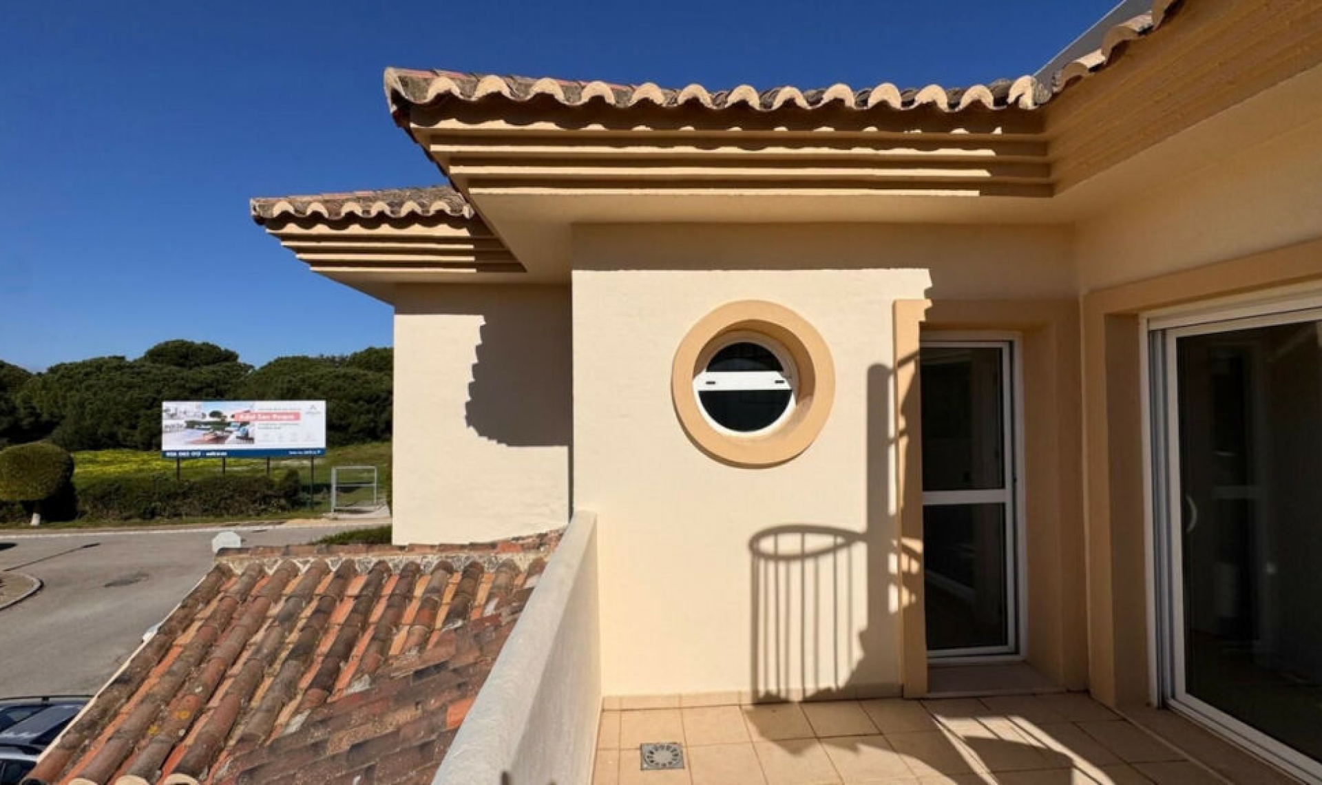 Resale - House -
San Roque Club