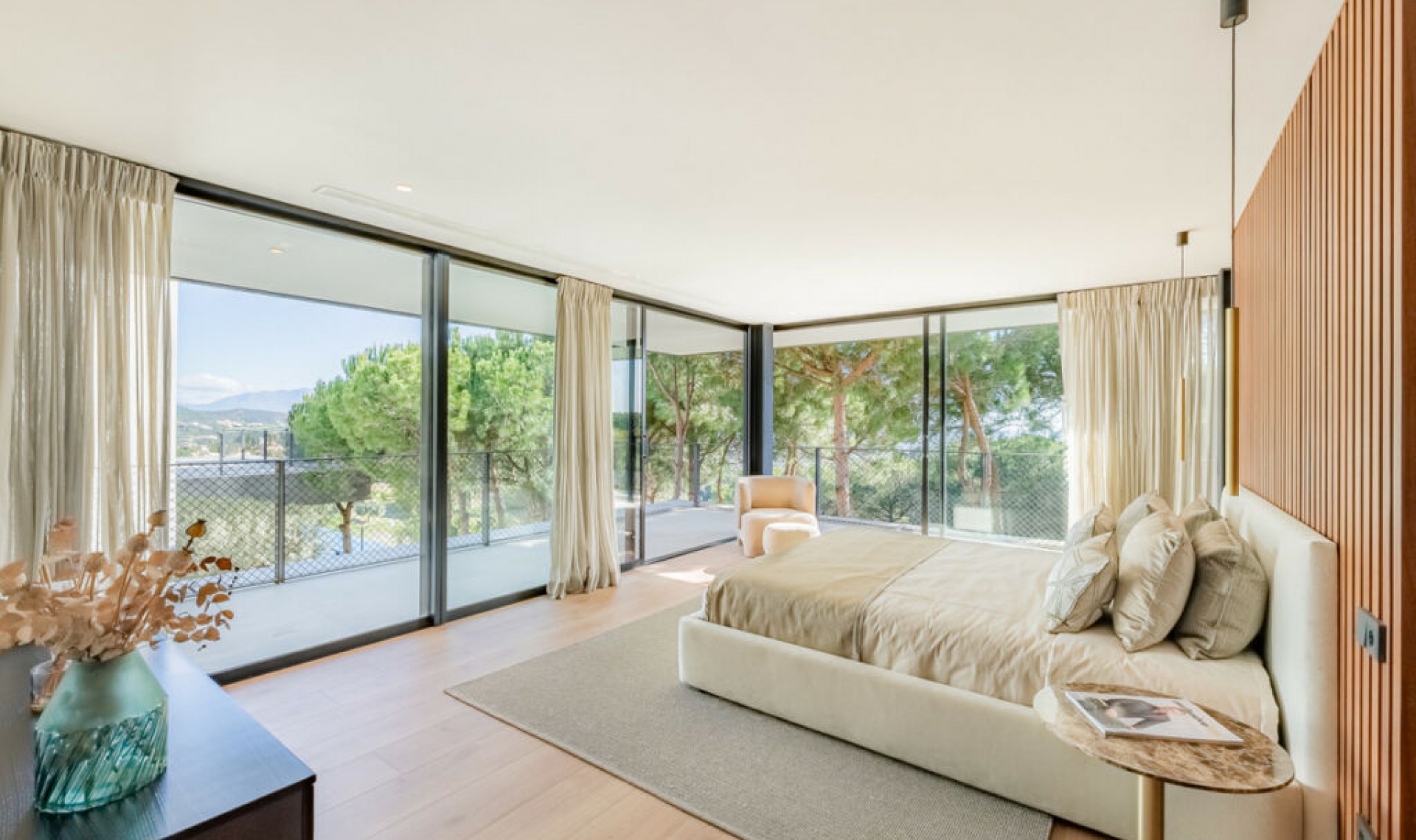 Resale - House -
San Roque