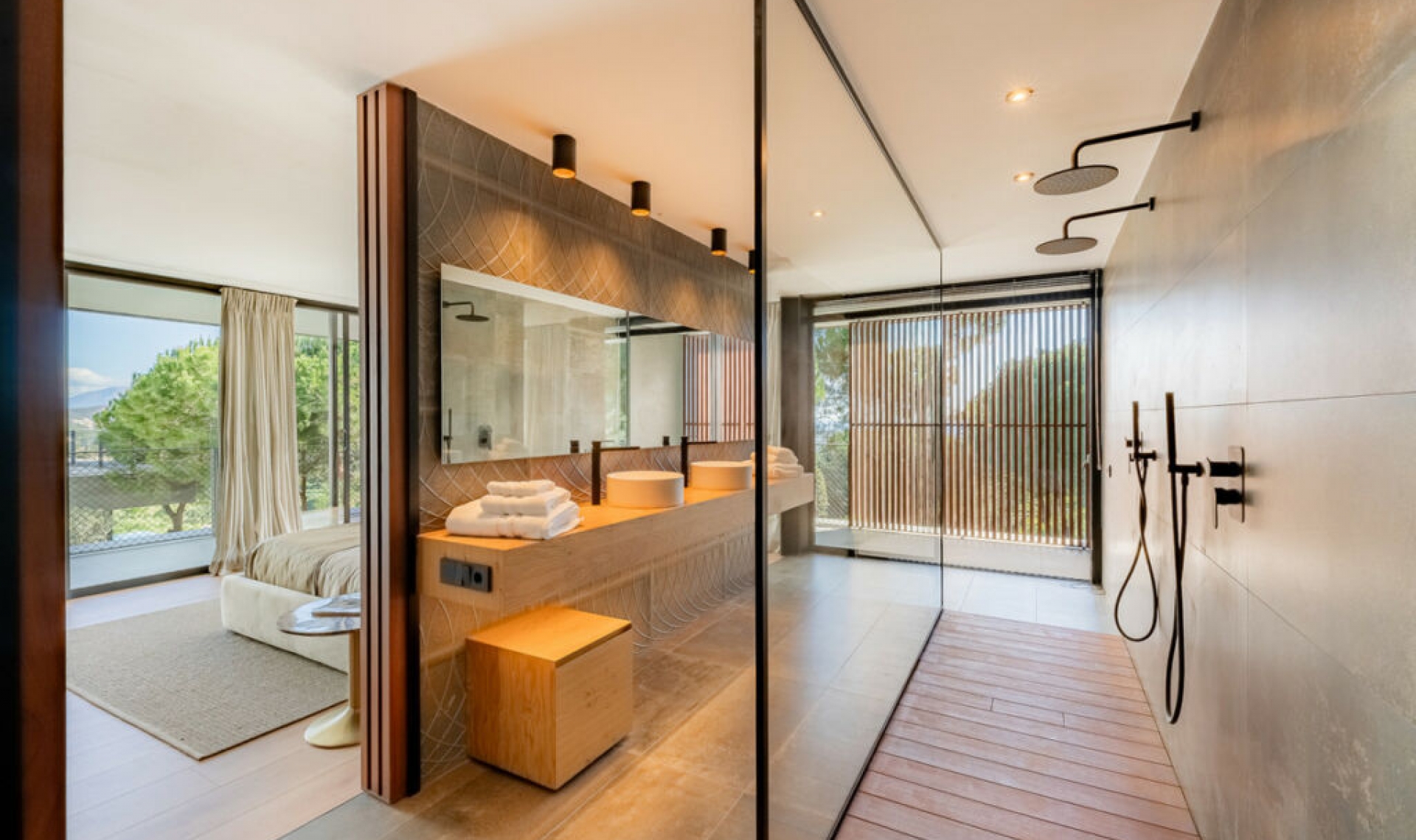 Resale - House -
San Roque