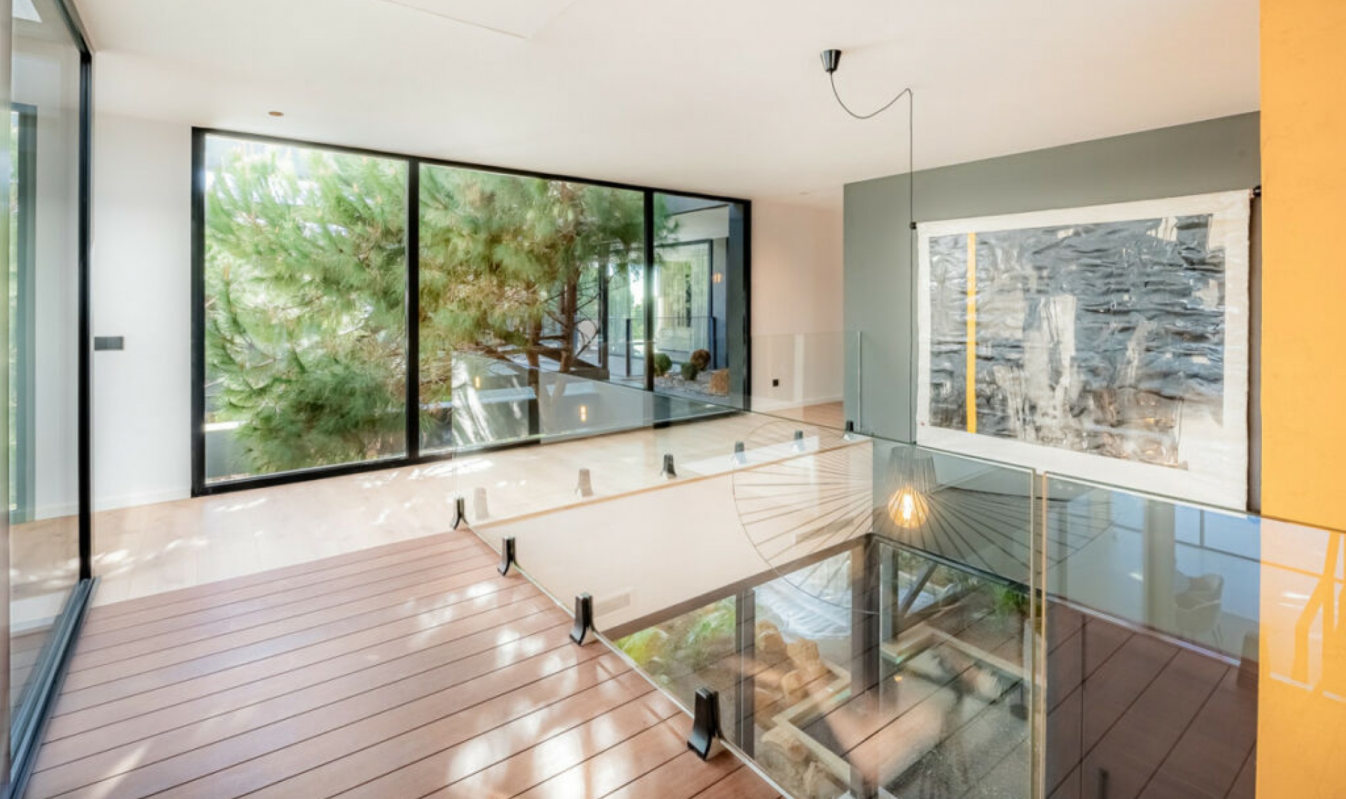 Resale - House -
San Roque