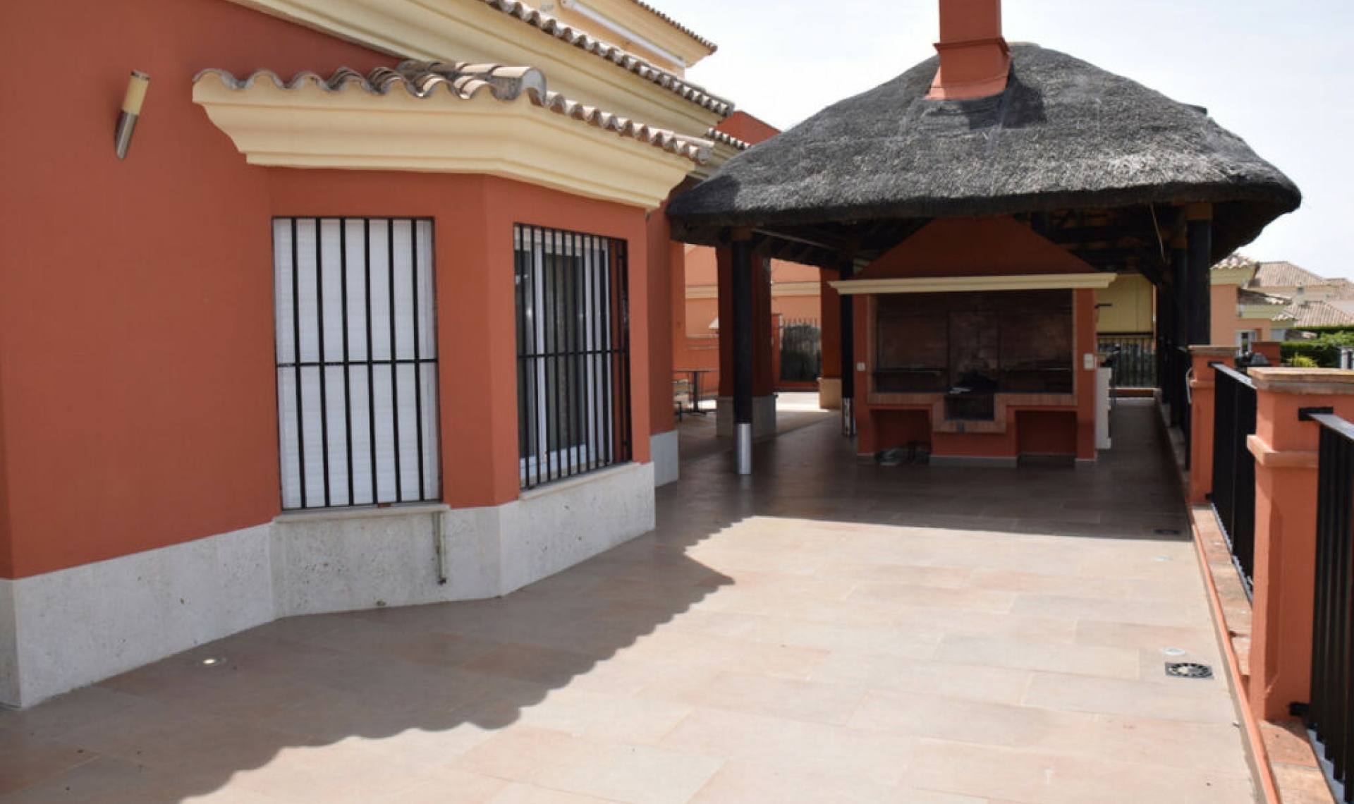 Resale - House -
Santa Clara