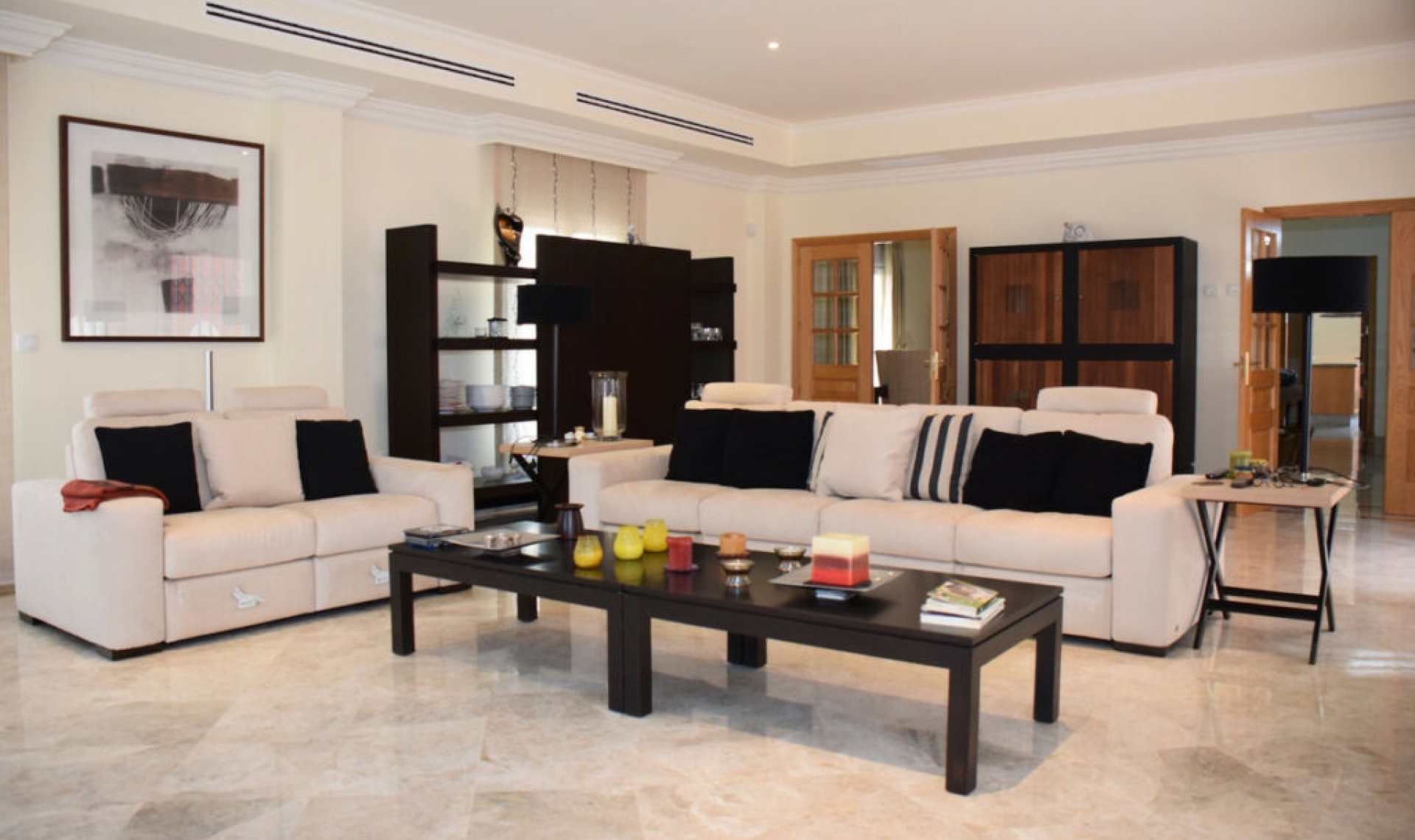 Resale - House -
Santa Clara