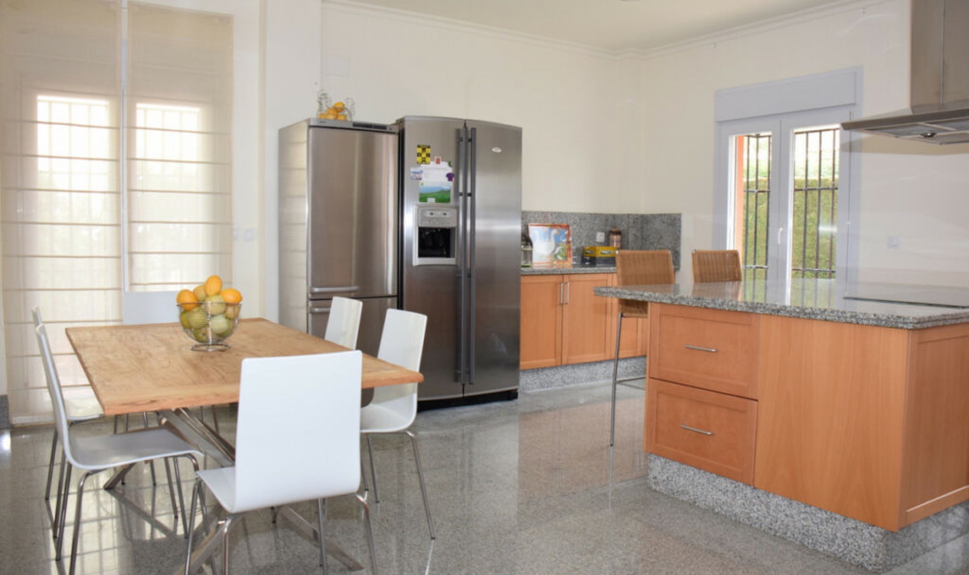 Resale - House -
Santa Clara