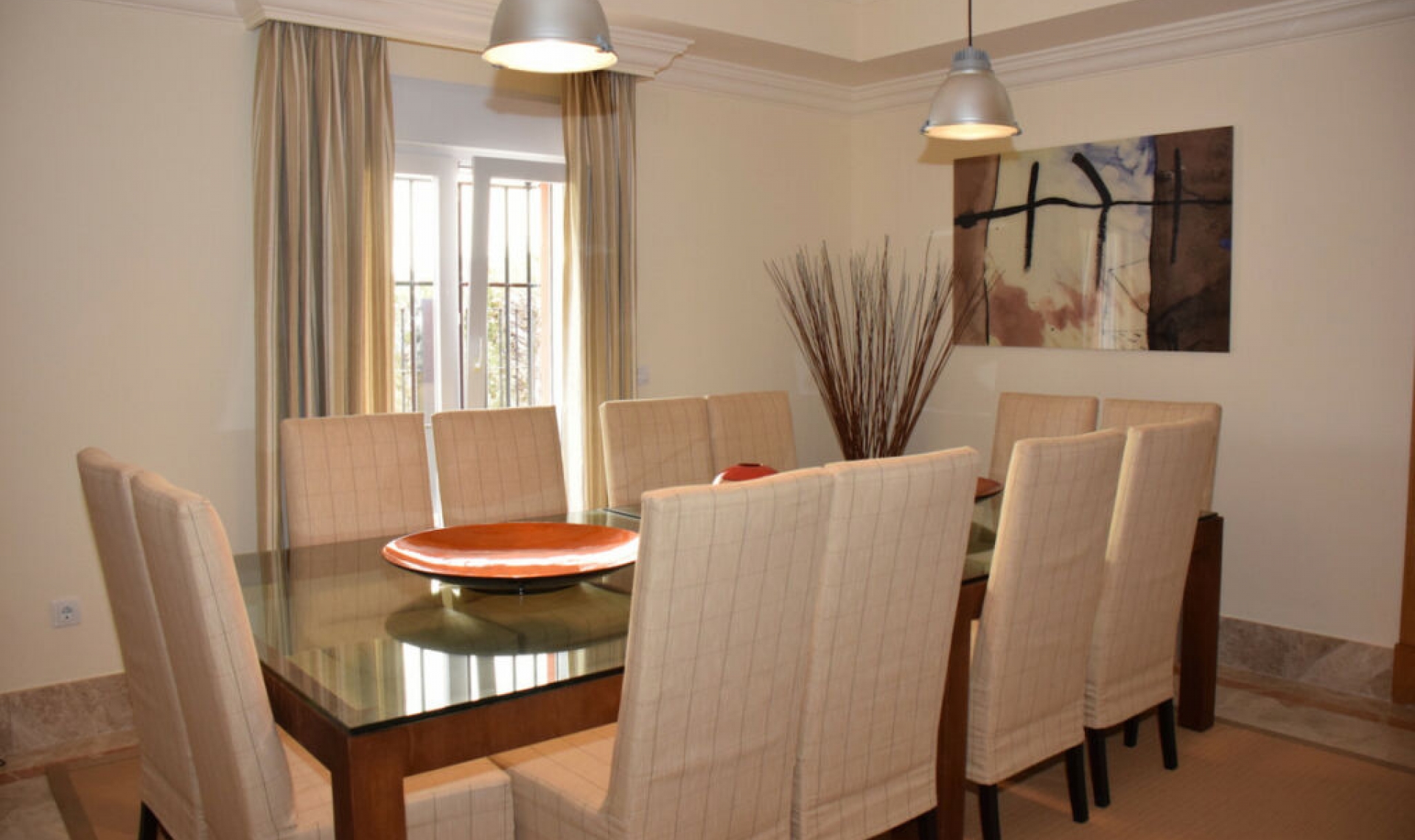 Resale - House -
Santa Clara