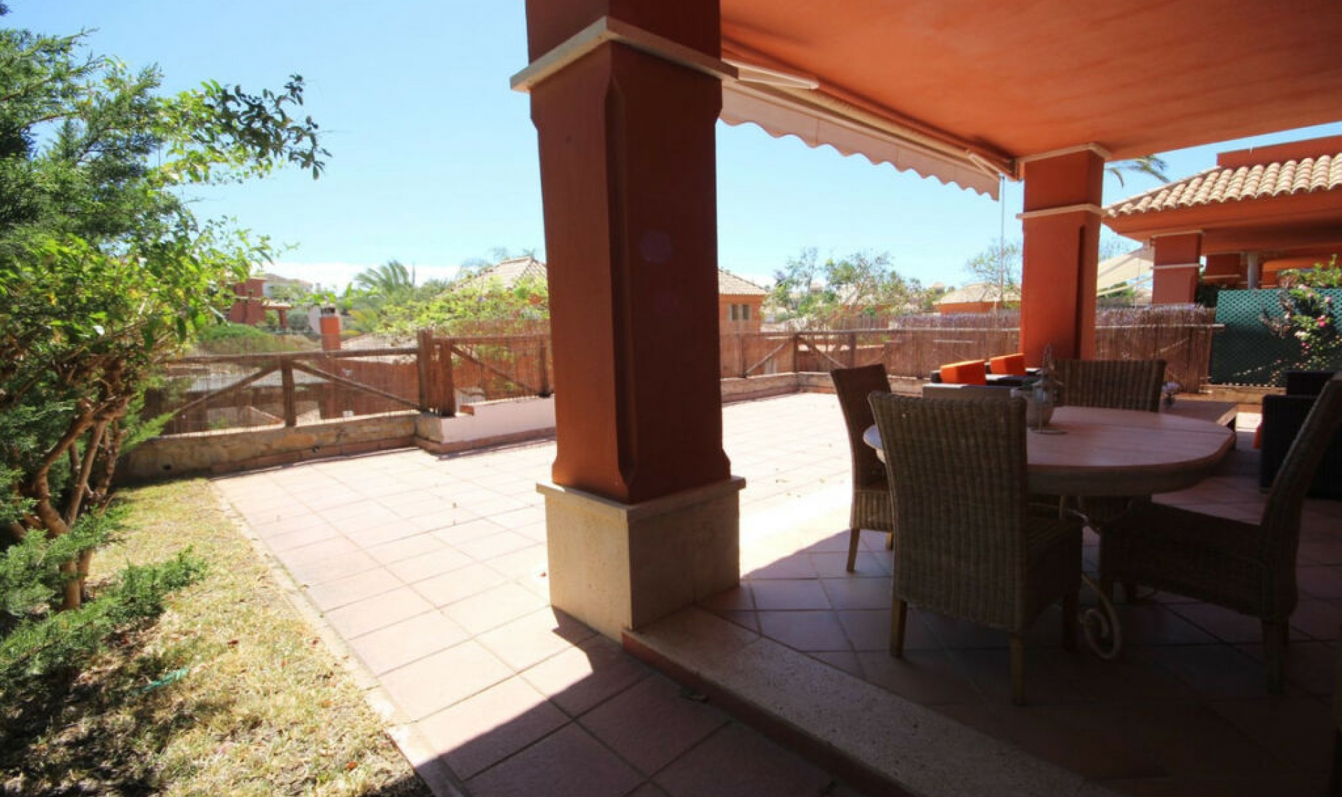 Resale - House -
Santa Clara