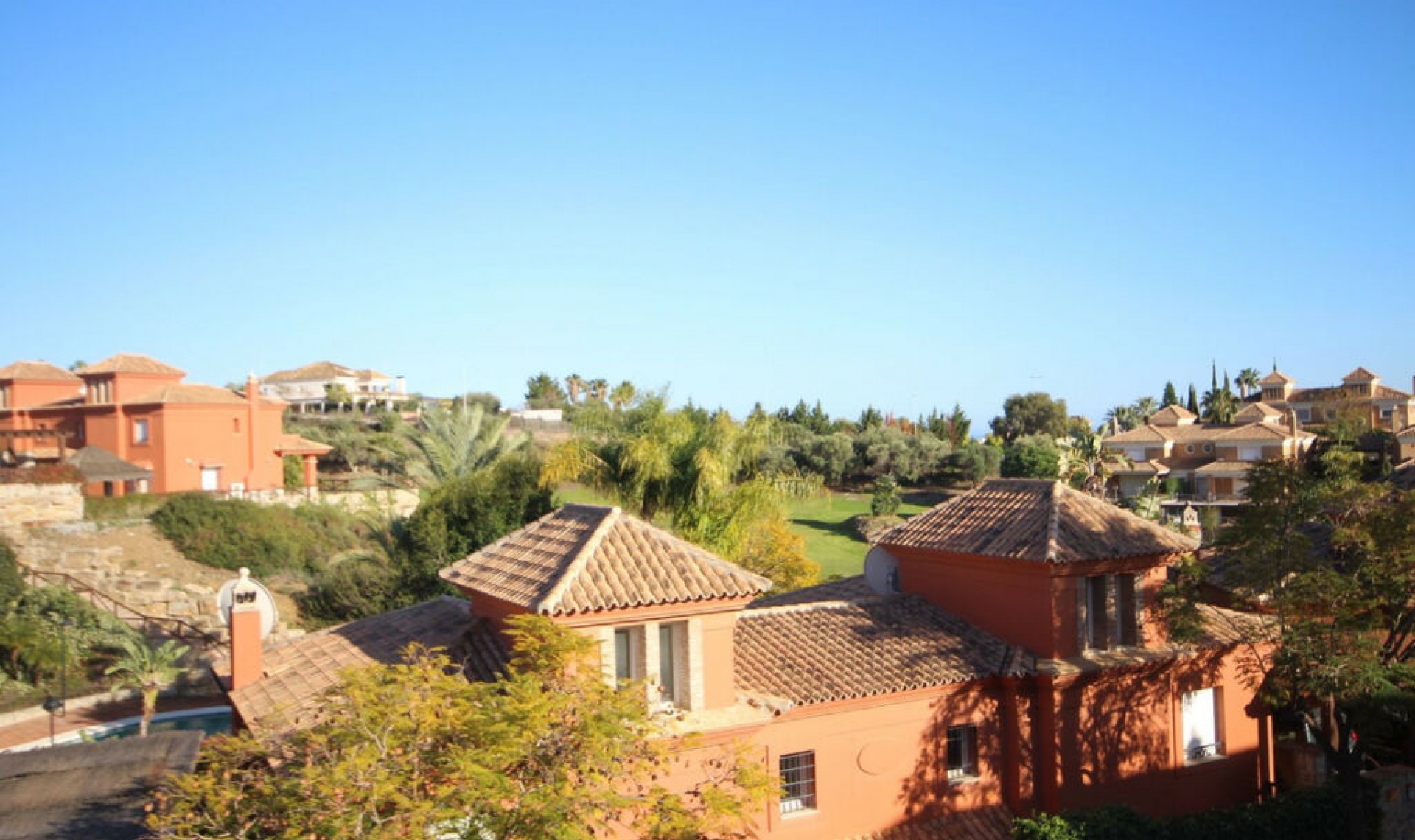 Resale - House -
Santa Clara