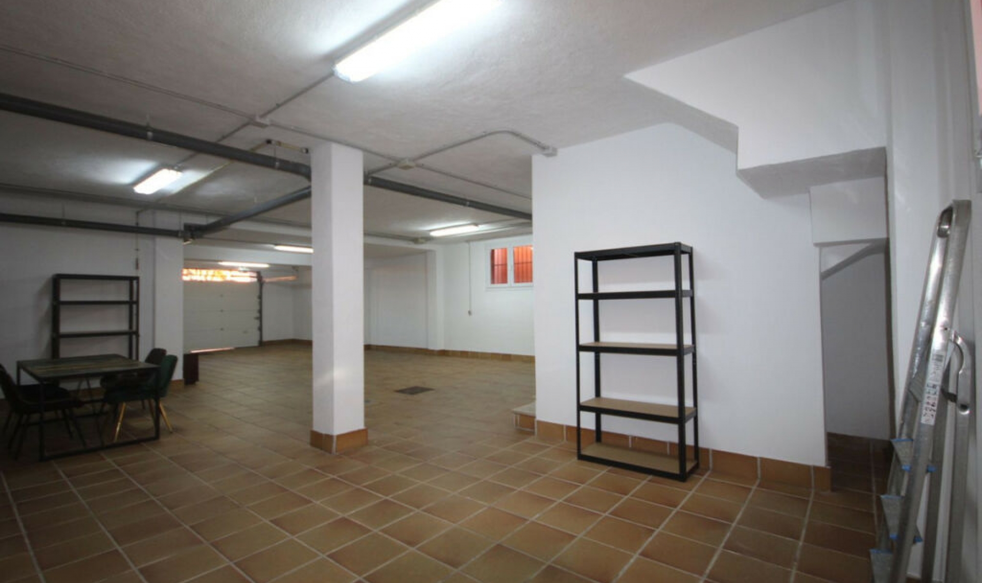Resale - House -
Santa Clara
