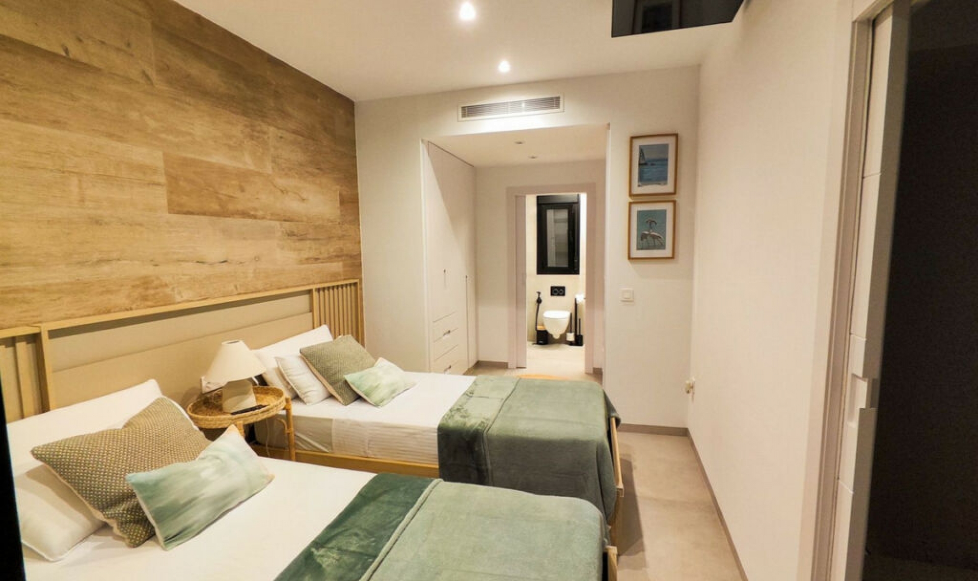 Resale - House -
Santiago de la Ribera