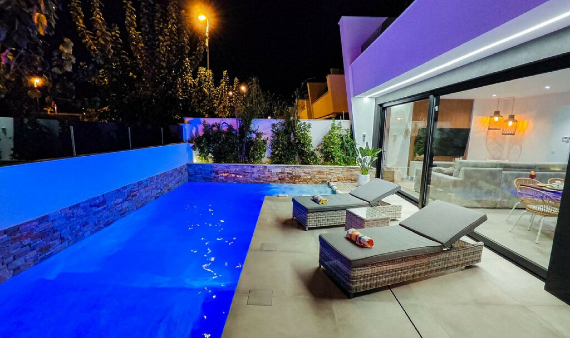 Resale - House -
Santiago de la Ribera