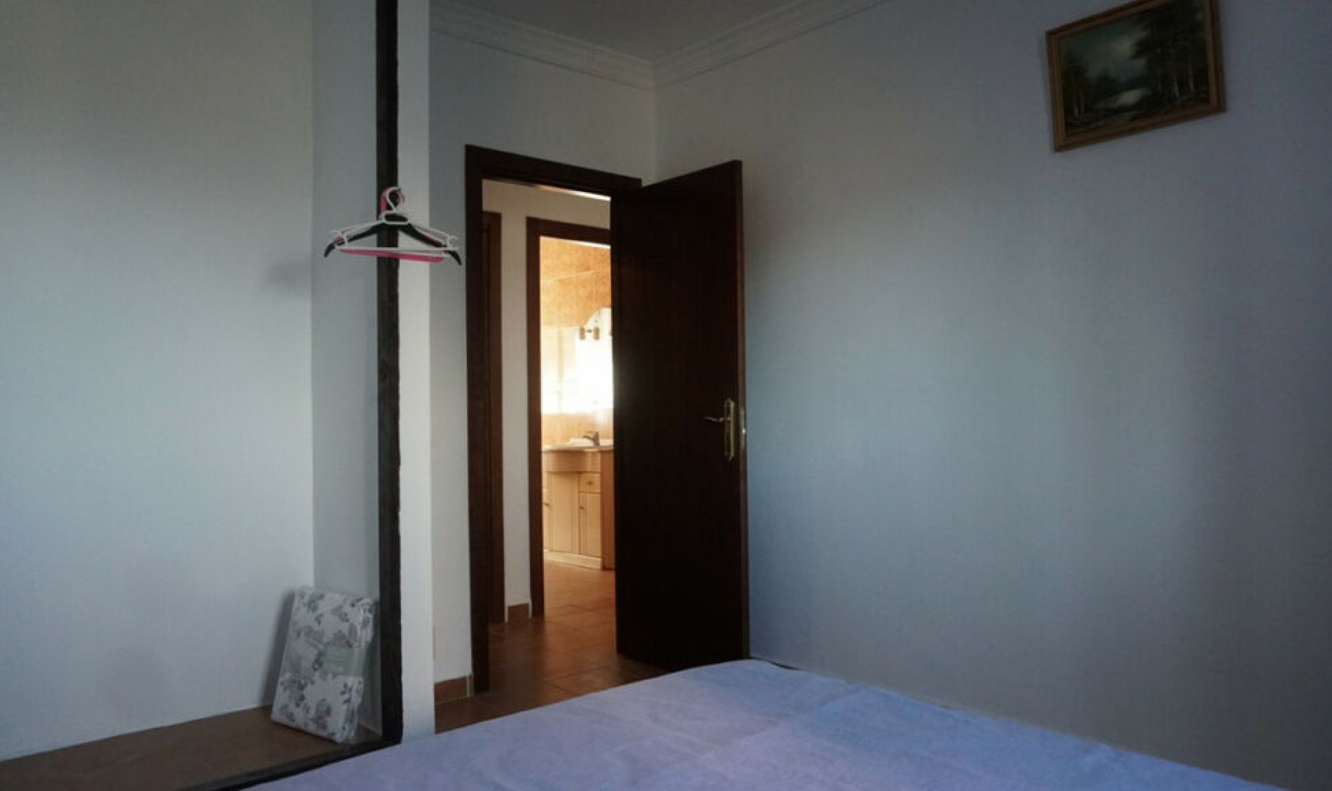 Resale - House -
Sayalonga