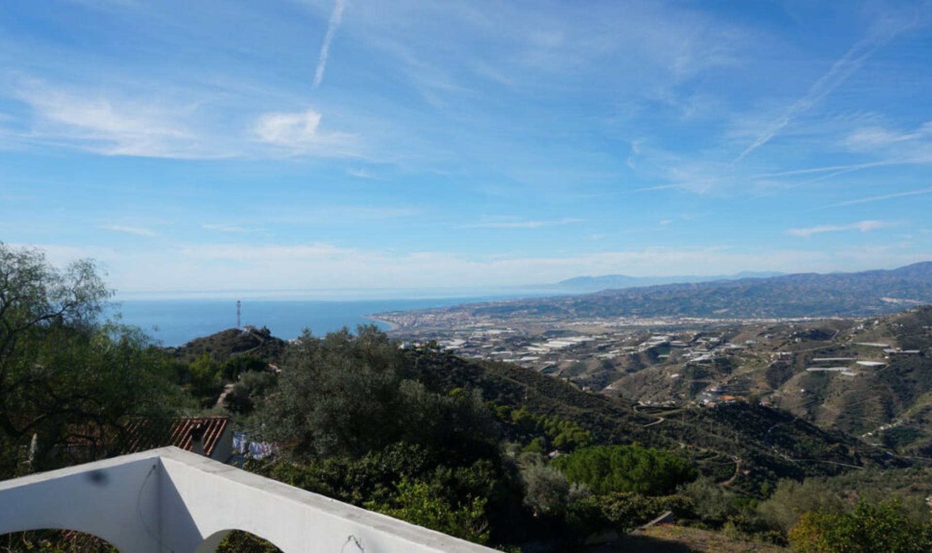 Resale - House -
Sayalonga