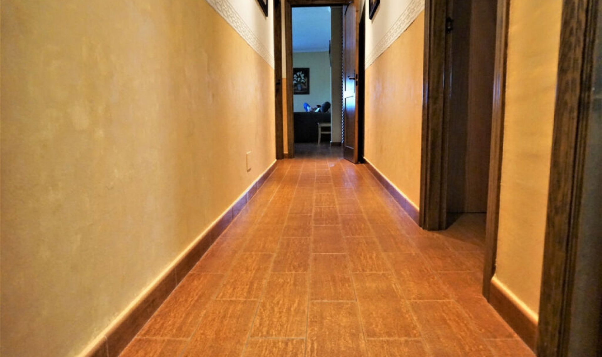 Resale - House -
Sayalonga