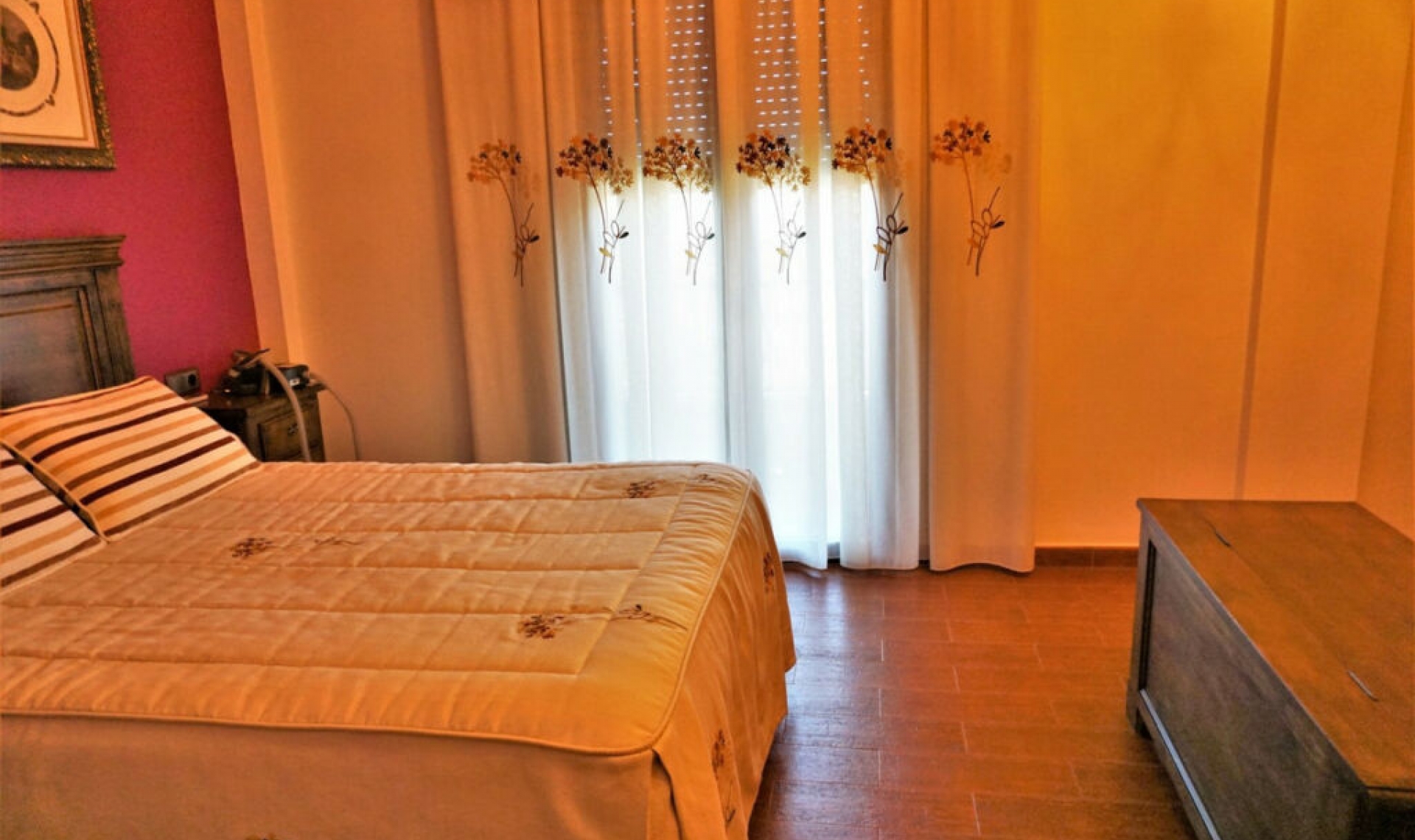 Resale - House -
Sayalonga