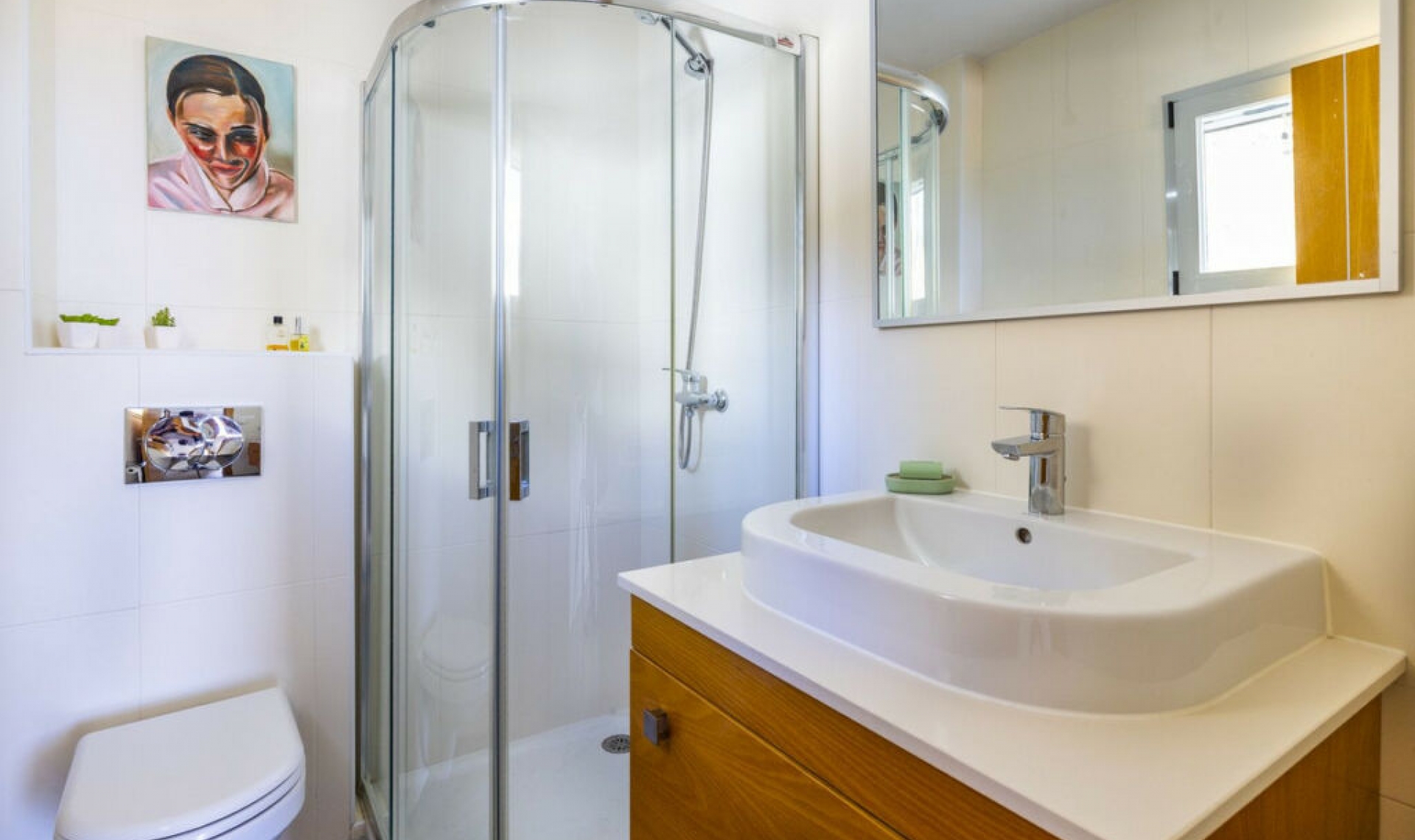 Resale - House -
Sayalonga