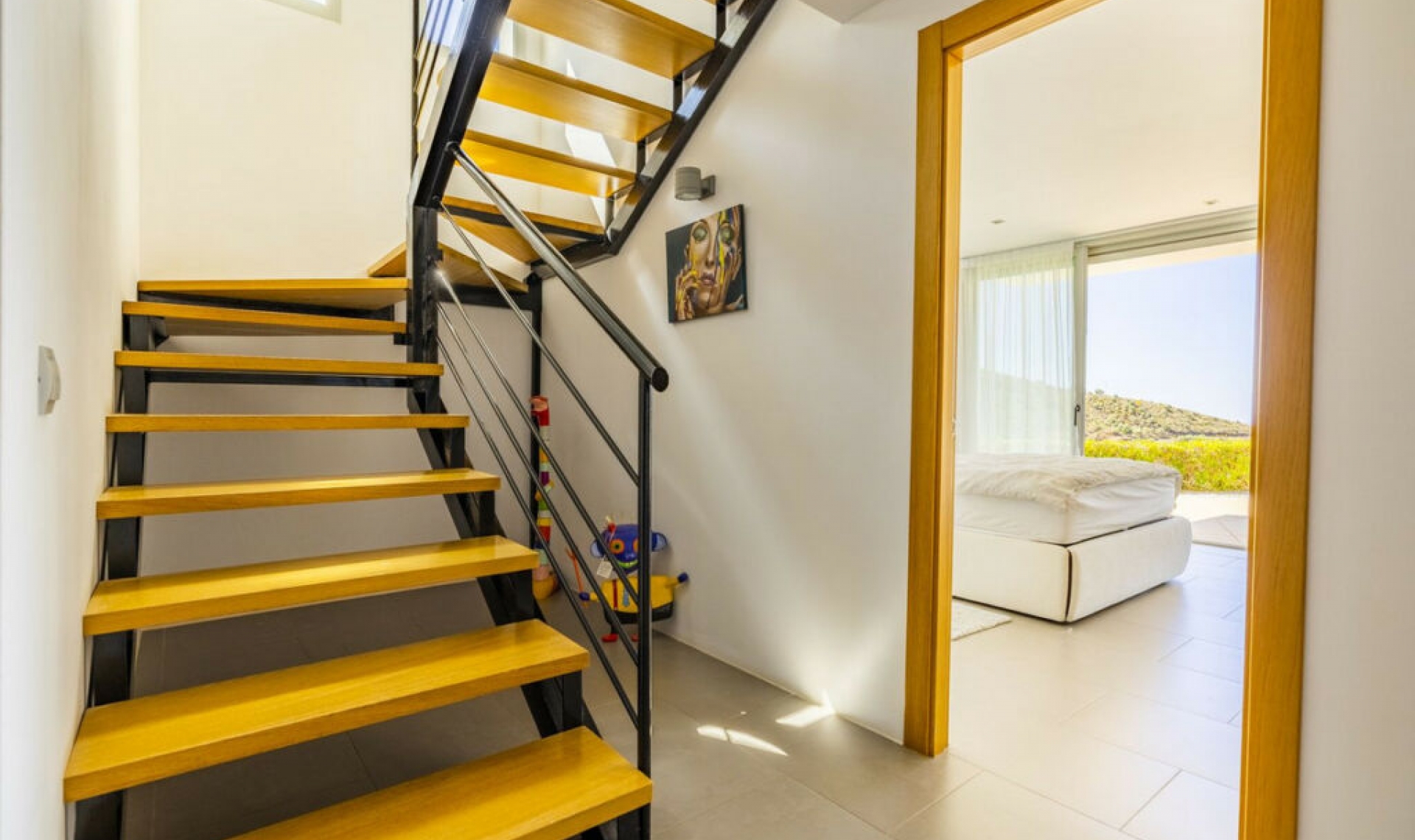 Resale - House -
Sayalonga