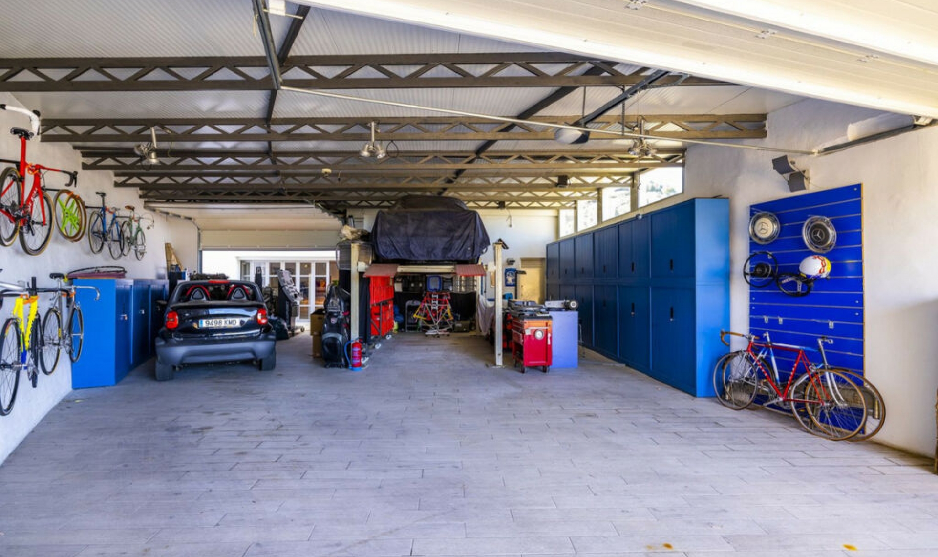 Resale - House -
Sayalonga