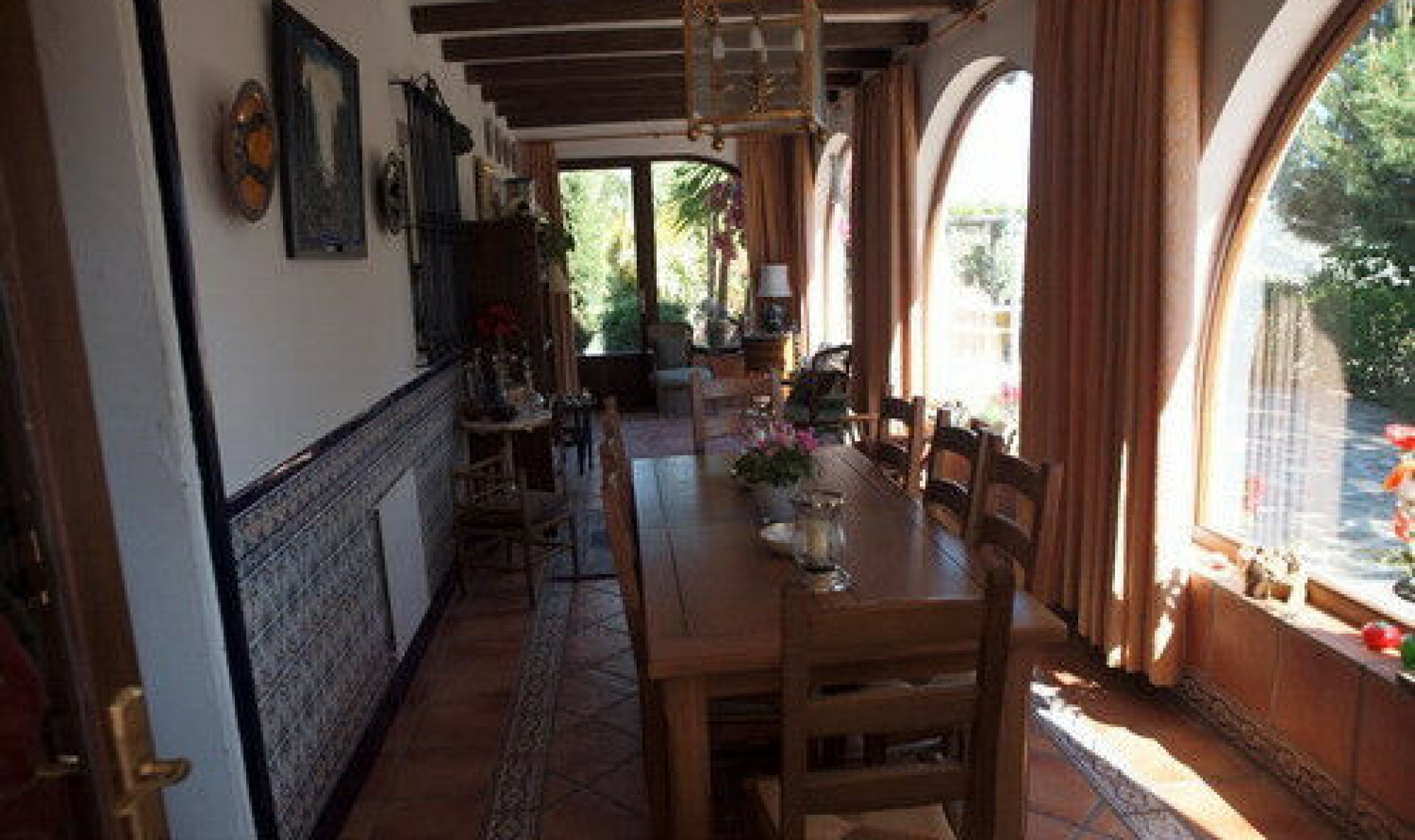 Resale - House -
Sayalonga