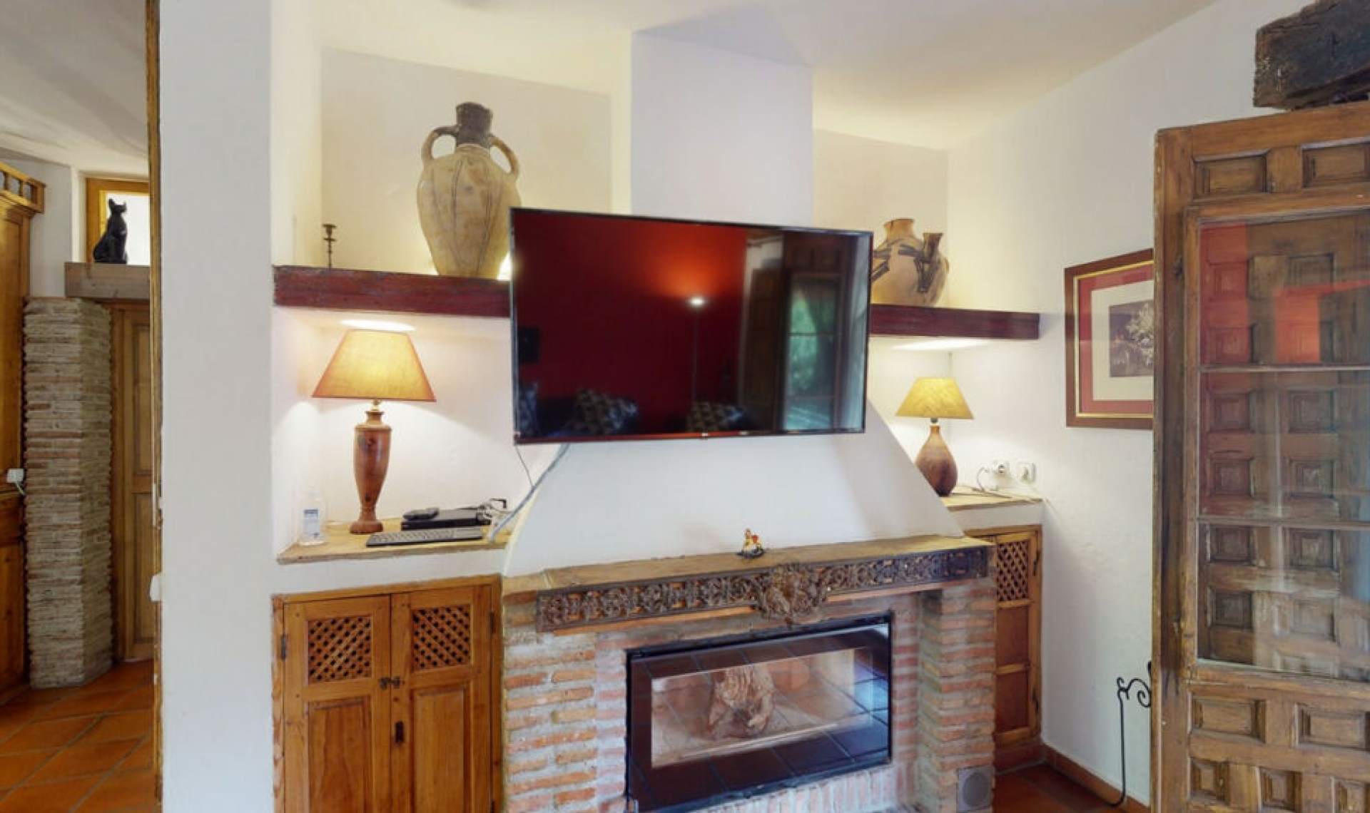 Resale - House -
Sayalonga