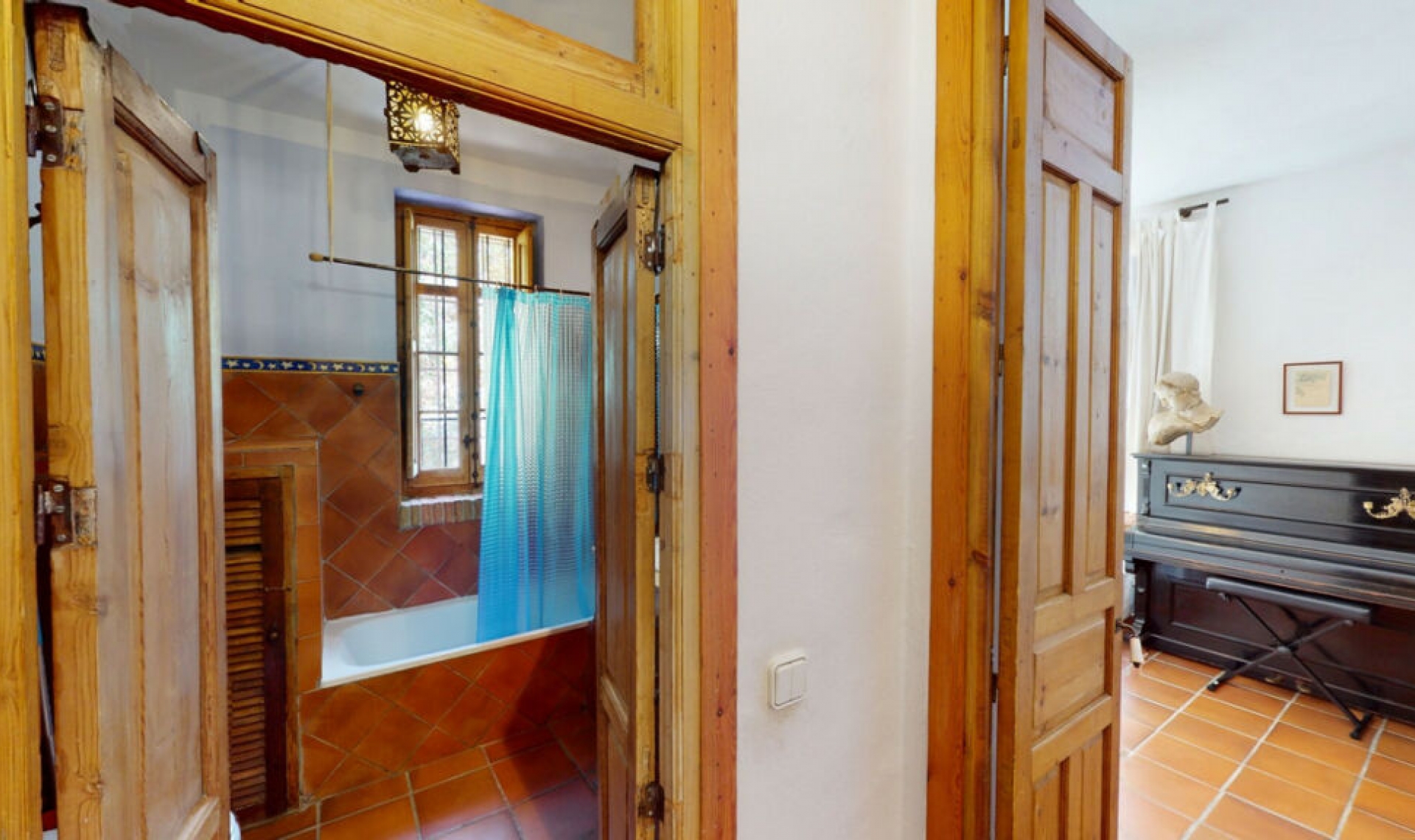 Resale - House -
Sayalonga