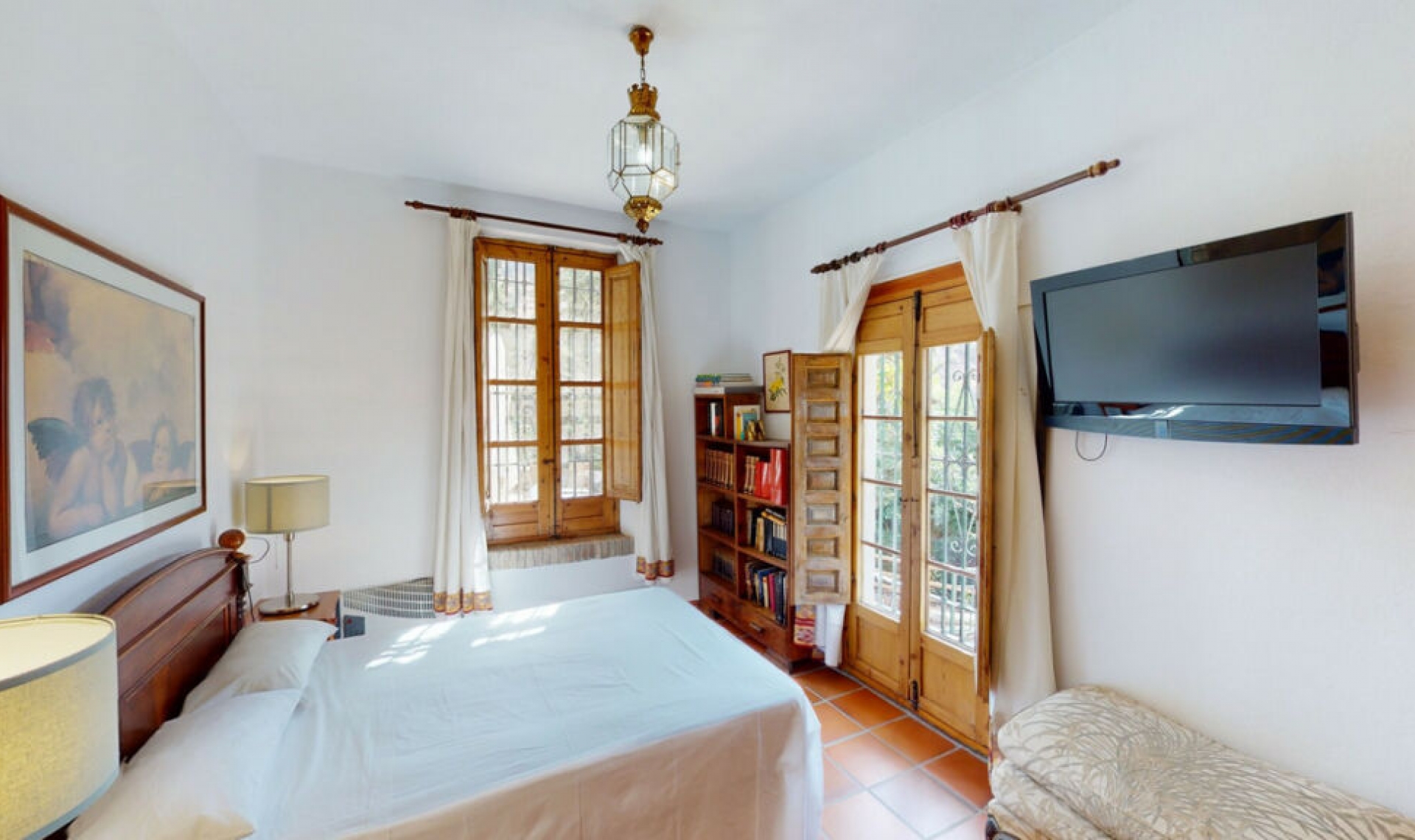 Resale - House -
Sayalonga