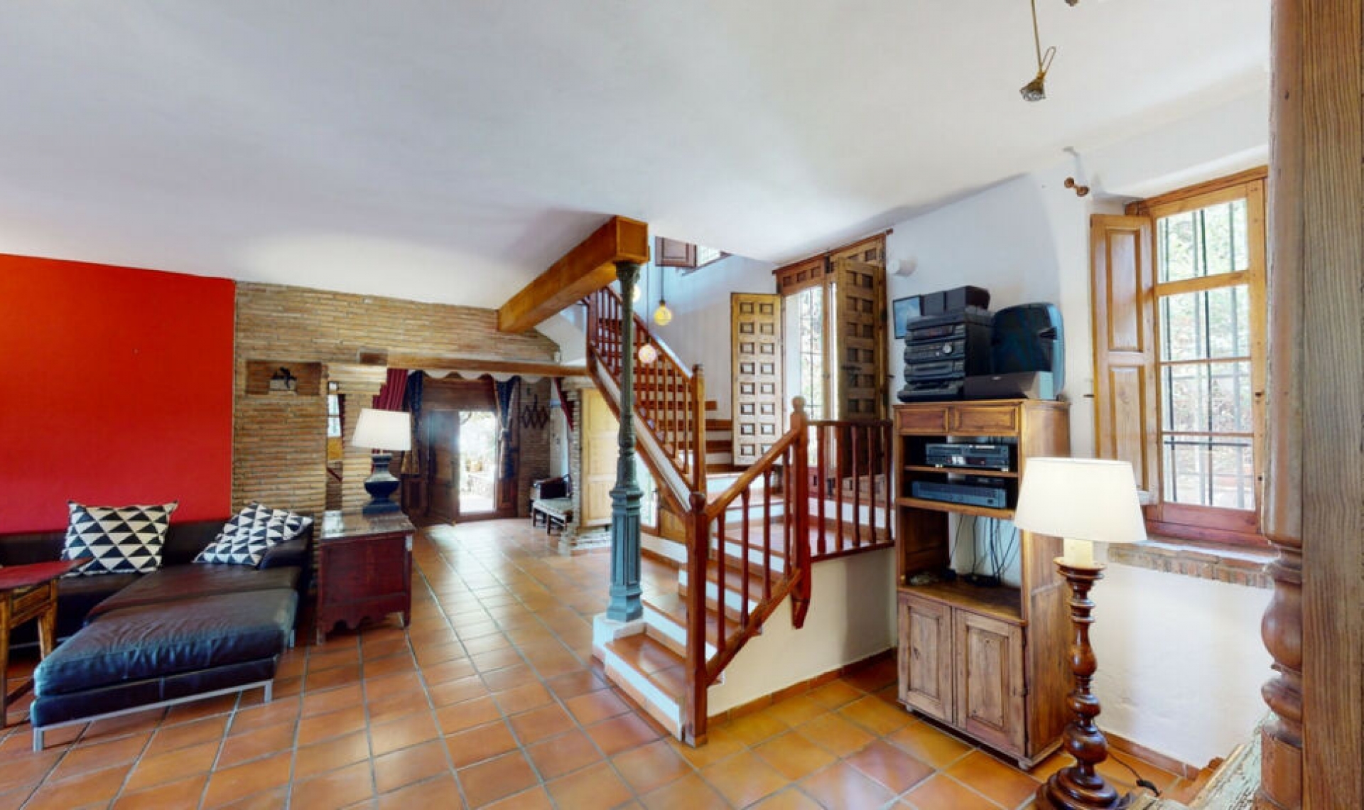 Resale - House -
Sayalonga