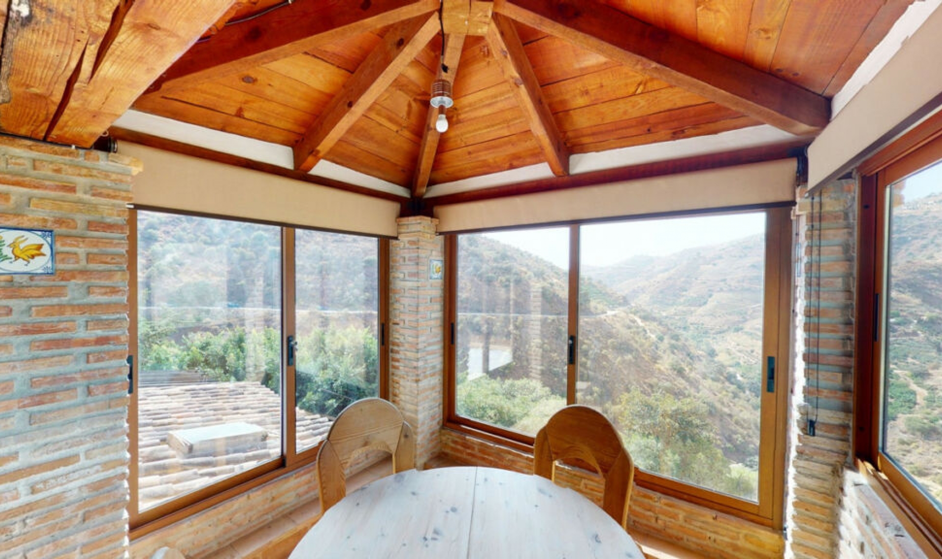 Resale - House -
Sayalonga